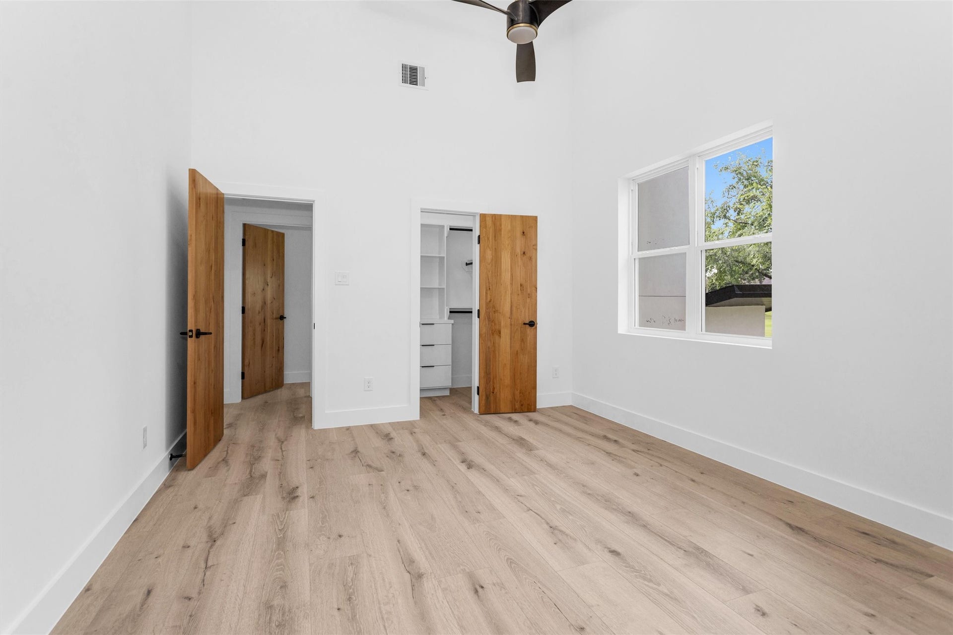36 Winthrop Harbor S, Montgomery, TX 77356 36 Winthrop Harbor S, Montgomery, TX 77356