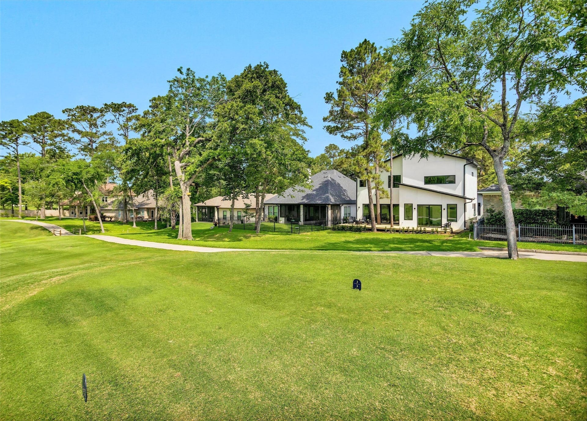 36 Winthrop Harbor S, Montgomery, TX 77356 36 Winthrop Harbor S, Montgomery, TX 77356