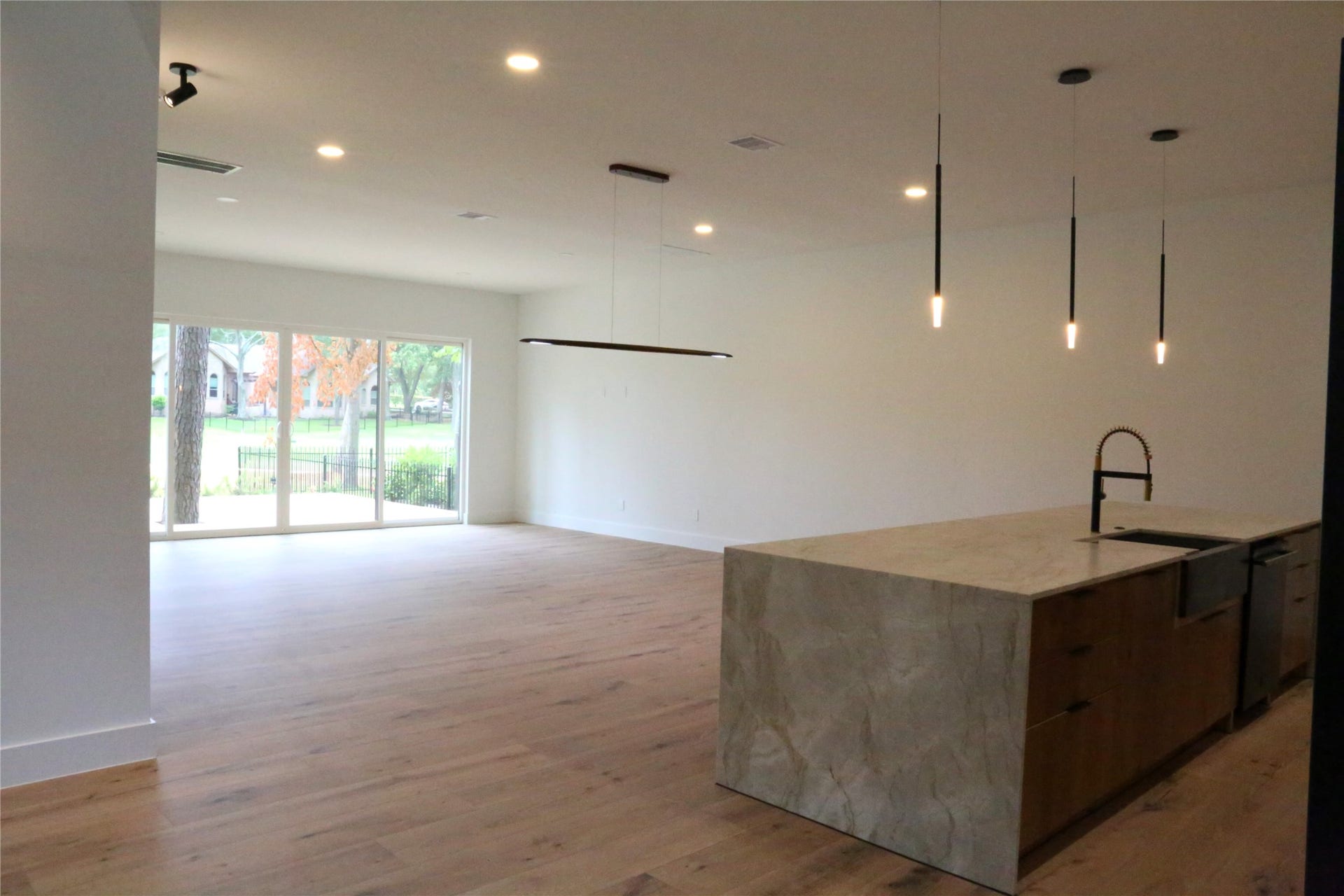 36 Winthrop Harbor S, Montgomery, TX 77356 36 Winthrop Harbor S, Montgomery, TX 77356