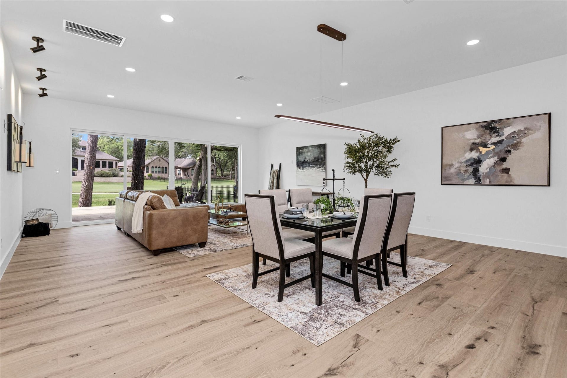 36 Winthrop Harbor S, Montgomery, TX 77356 36 Winthrop Harbor S, Montgomery, TX 77356
