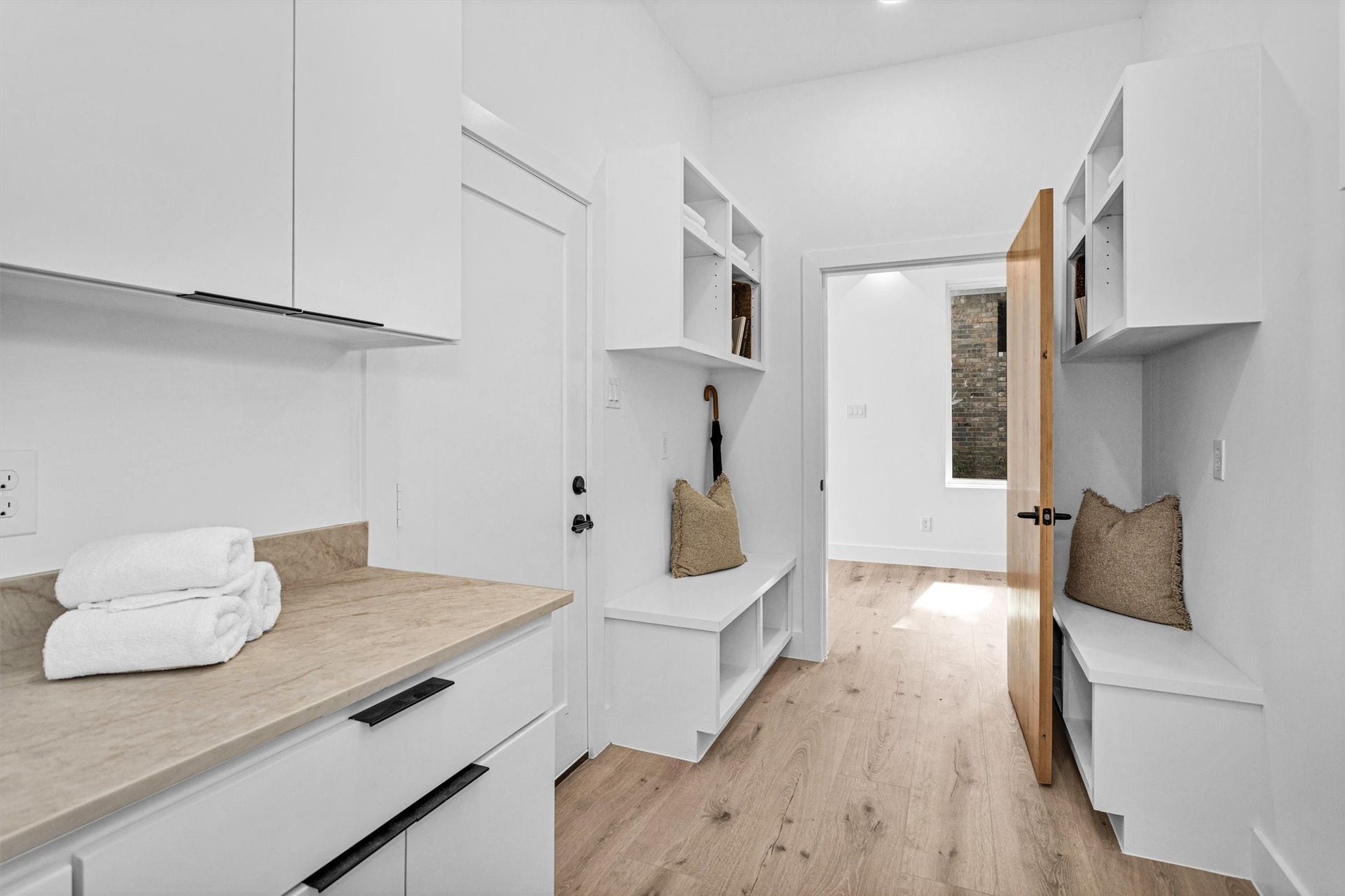 36 Winthrop Harbor S, Montgomery, TX 77356 36 Winthrop Harbor S, Montgomery, TX 77356