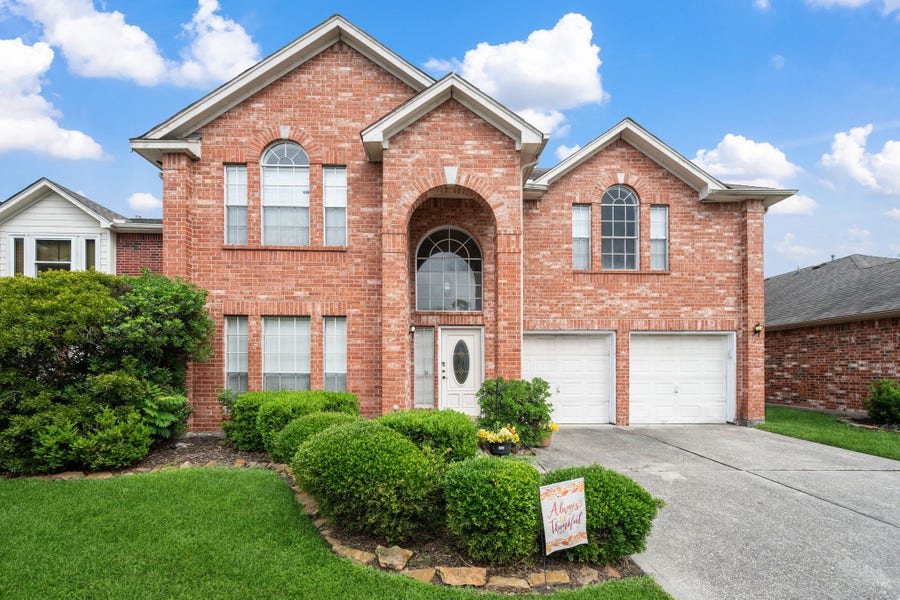 Property photo for 26900 Castlecliff Lane, Kingwood, TX