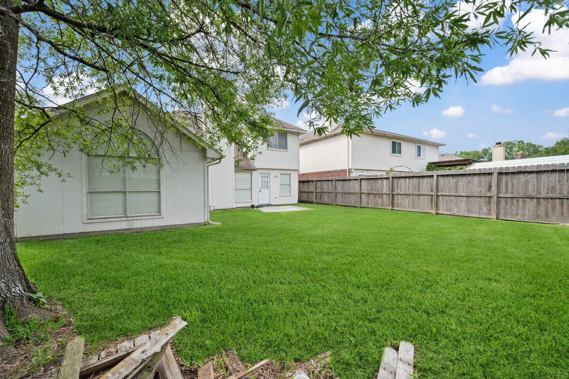 26900 Castlecliff Lane, Kingwood, TX 77339 26900 Castlecliff Lane, Kingwood, TX 77339