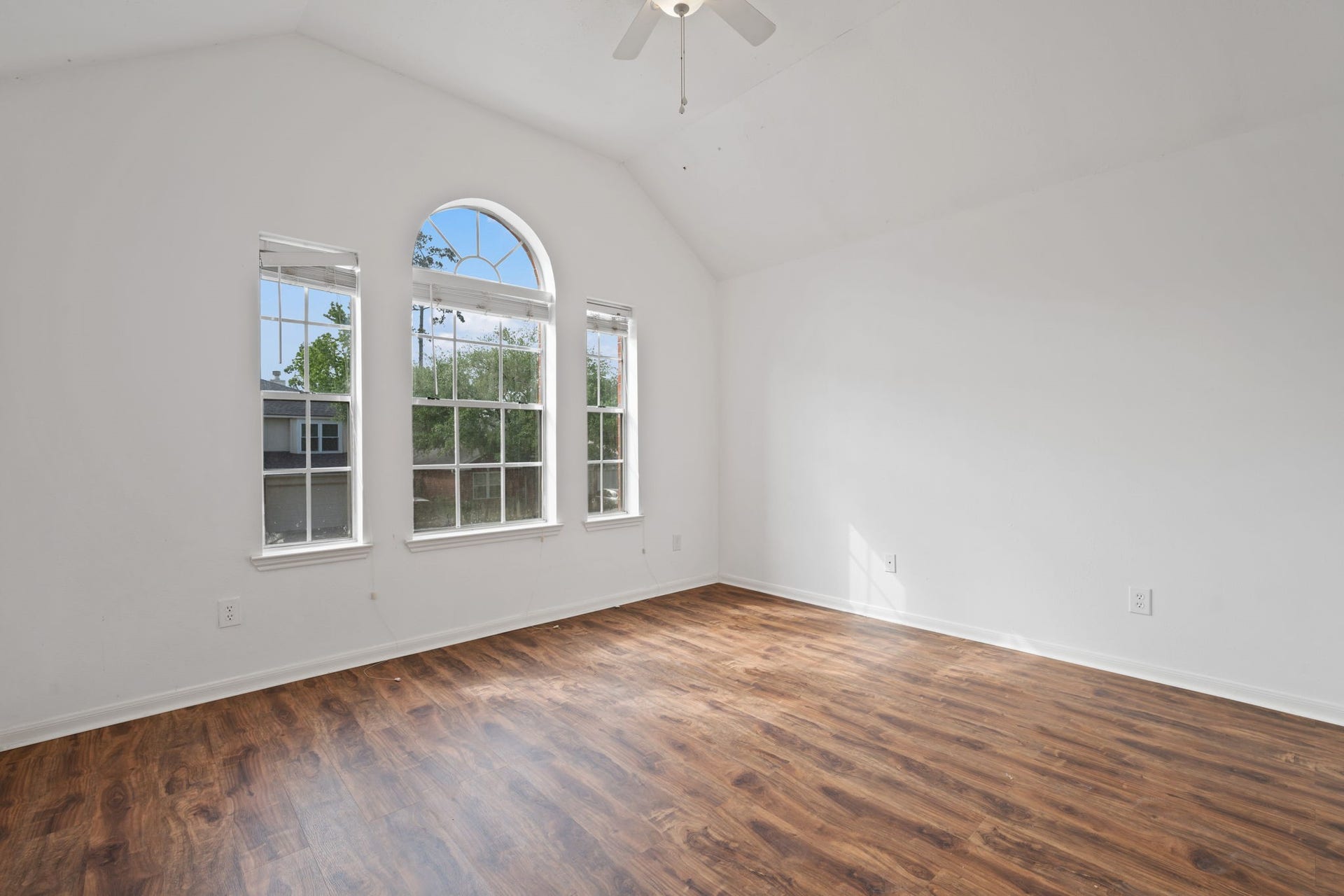 26900 Castlecliff Lane, Kingwood, TX 77339 26900 Castlecliff Lane, Kingwood, TX 77339