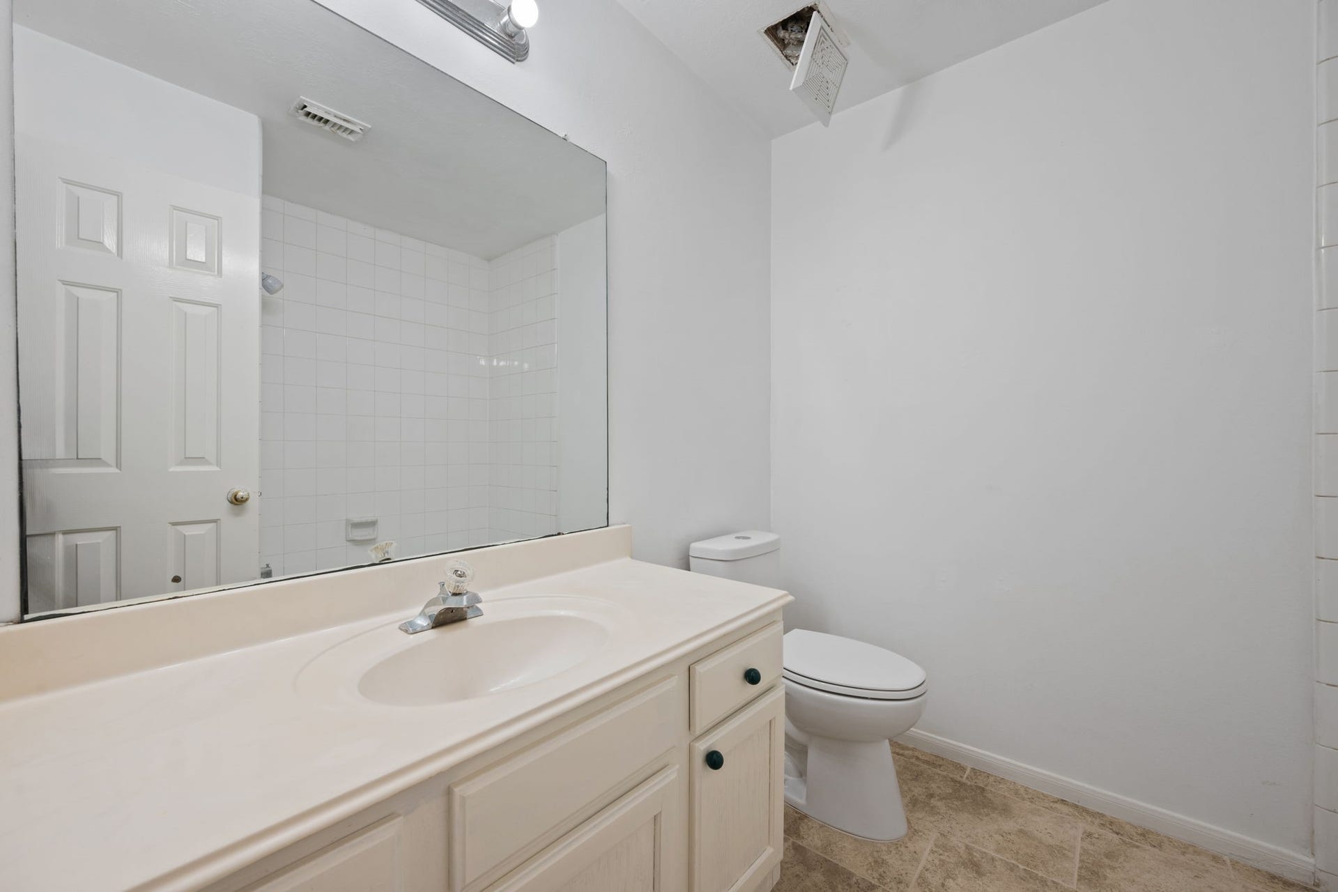 26900 Castlecliff Lane, Kingwood, TX 77339 26900 Castlecliff Lane, Kingwood, TX 77339