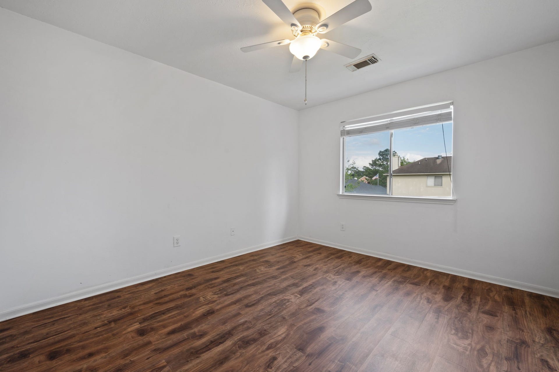26900 Castlecliff Lane, Kingwood, TX 77339 26900 Castlecliff Lane, Kingwood, TX 77339