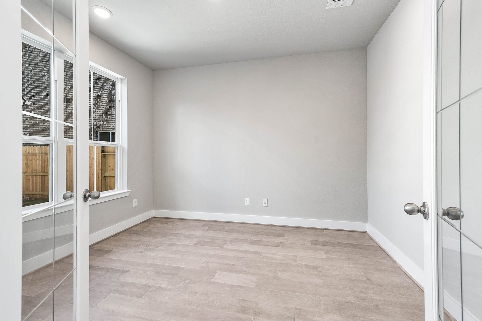 465 Wild Thicket Drive, Katy, TX 77493 Study