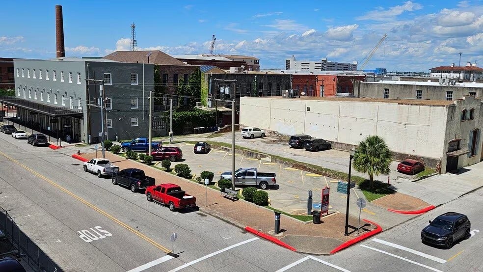 2028 Mechanic Street, Galveston, TX 77550 2028 Mechanic Street, Galveston, TX 77550