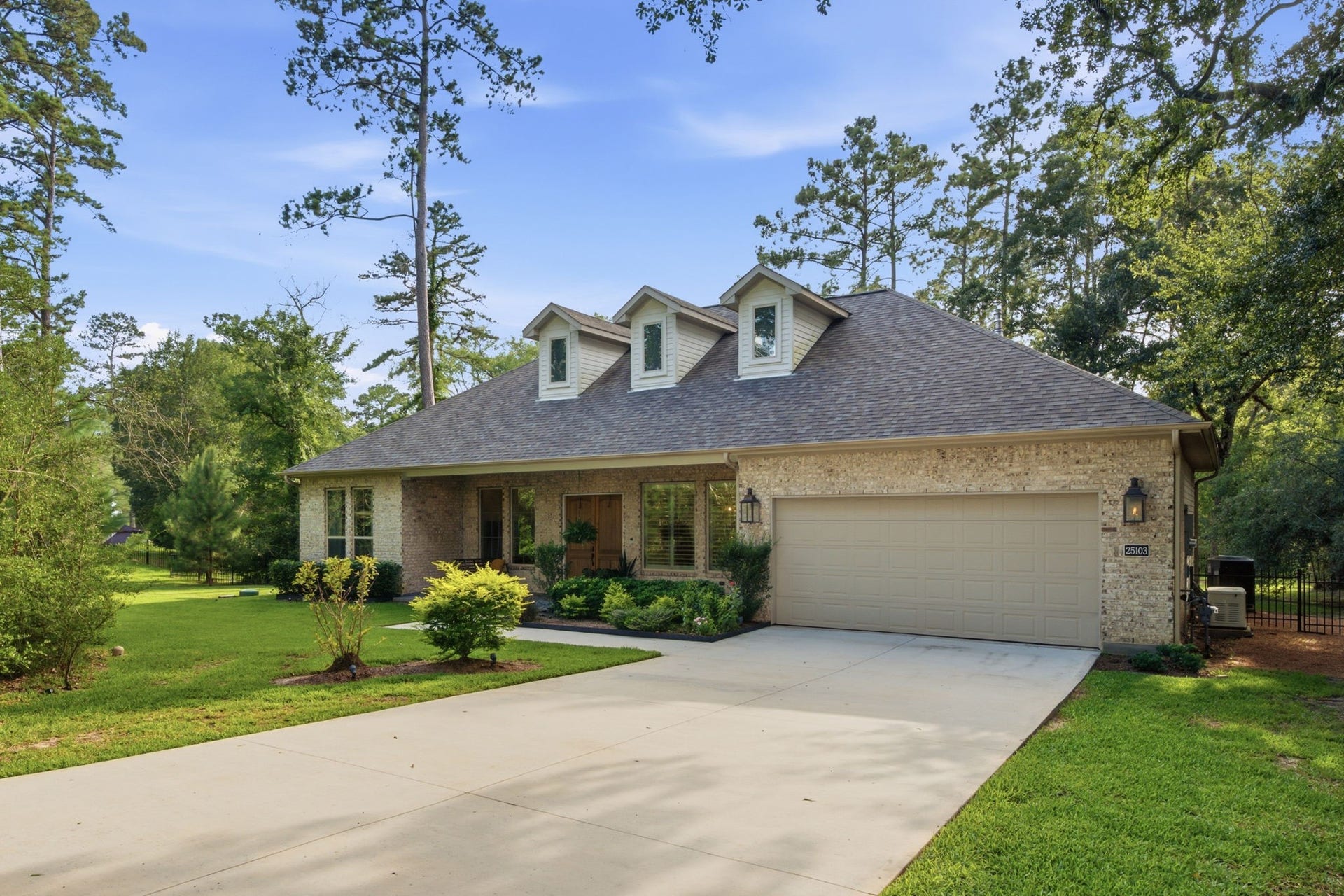 25103 W Tara Plantation Drive, Tomball, TX 77375 25103 W Tara Plantation Drive, Tomball, TX 77375