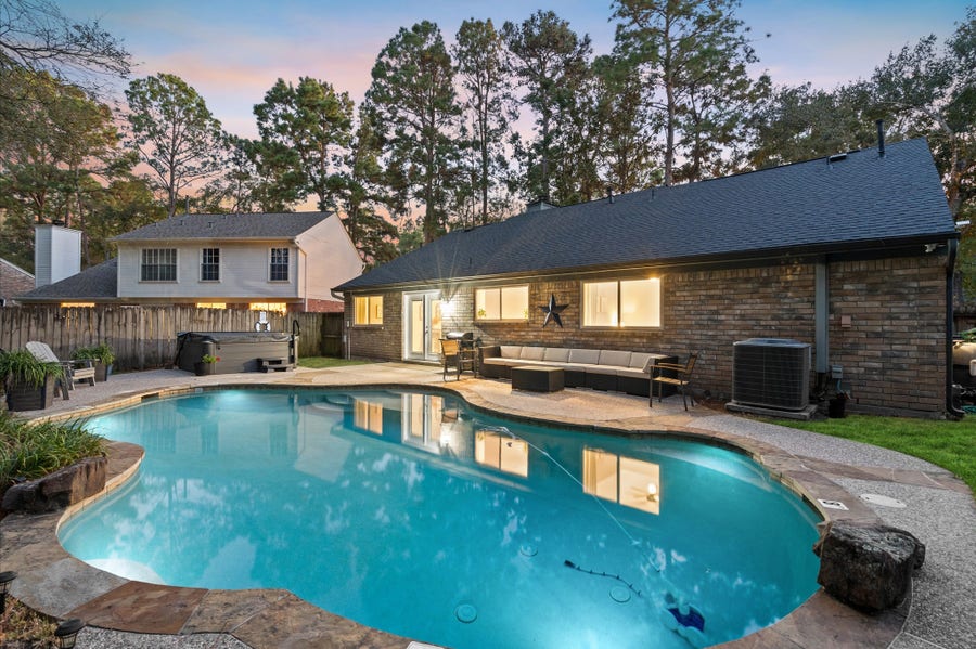 Property photo for 39 Still Corner Place, The Woodlands, TX