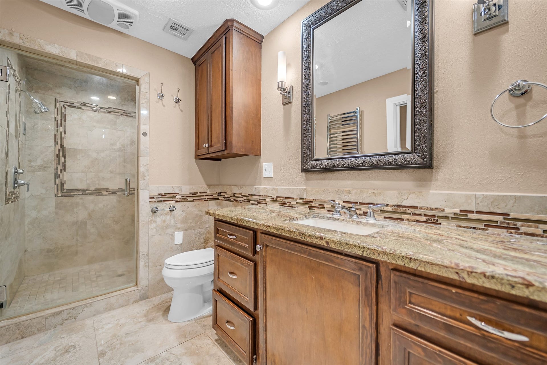 95 Paradise Valley Drive, Conroe, TX 77304