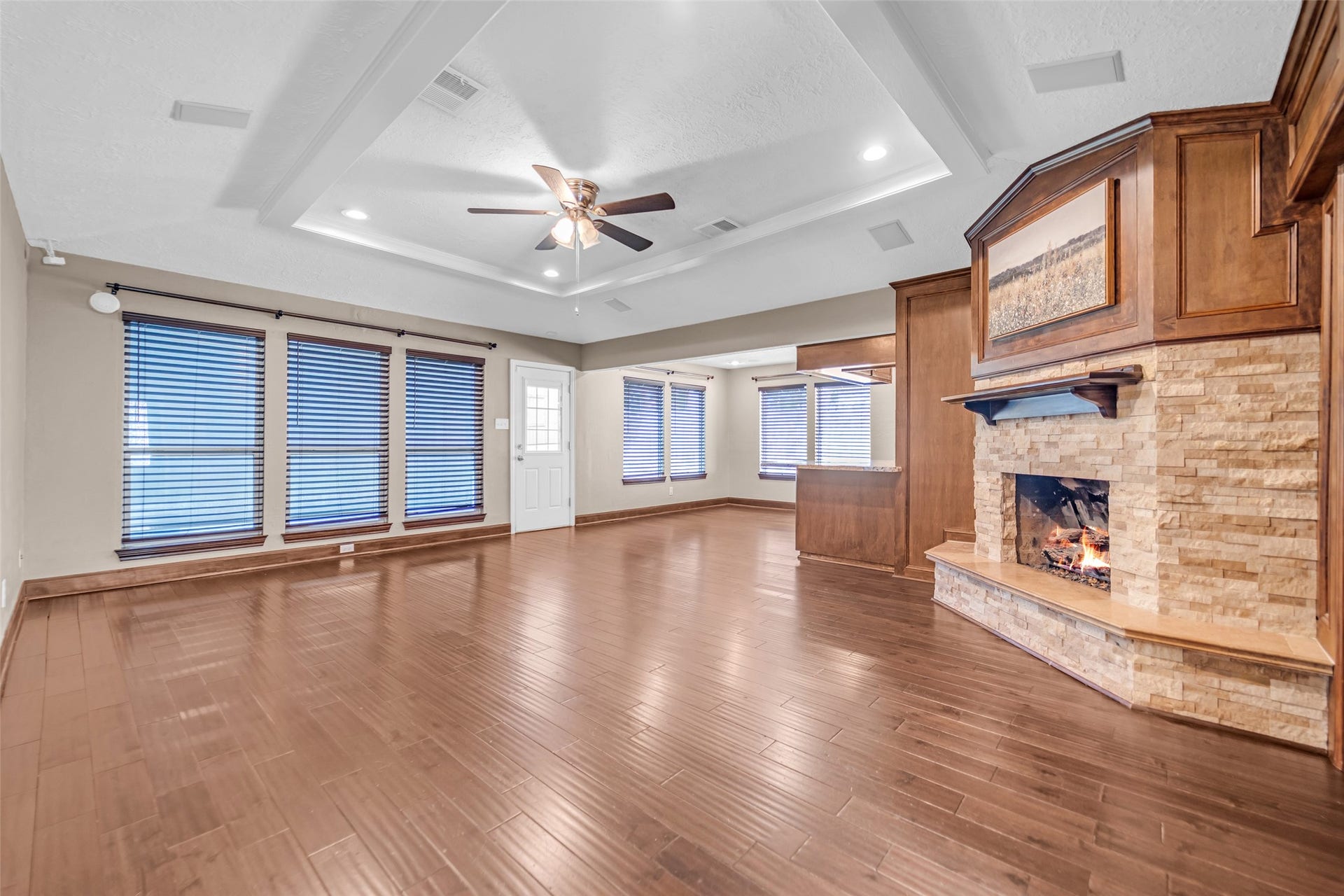 95 Paradise Valley Drive, Conroe, TX 77304