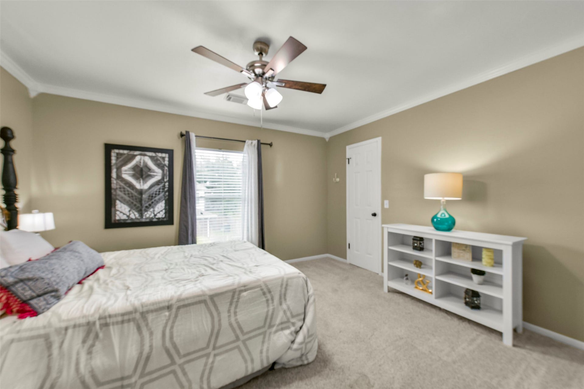 3905 Spring Circle Drive W, Pearland, TX 77584 Bedroom 3