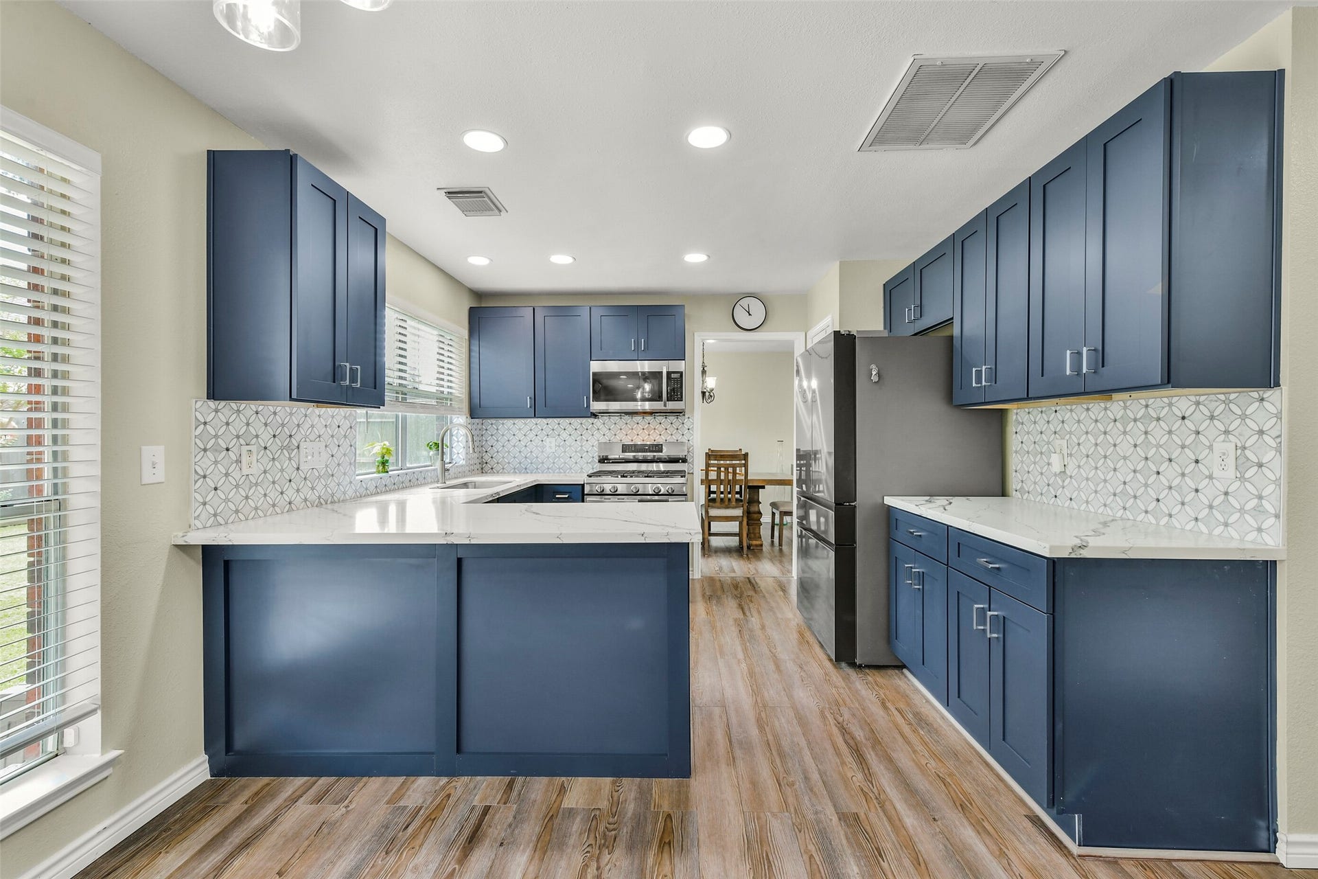3905 Spring Circle Drive W, Pearland, TX 77584 3905 Spring Circle Drive W, Pearland, TX 77584