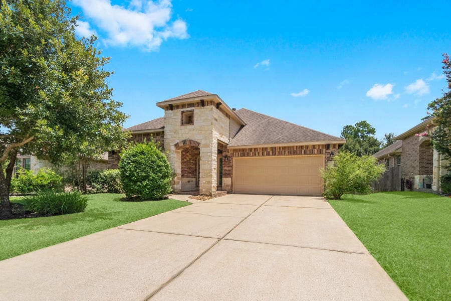 Property photo for 118 Red Deer Place, Montgomery, TX