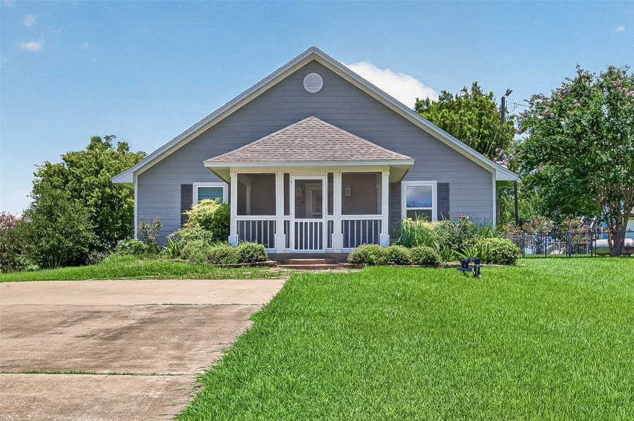 Property photo for 5317 County Road 868e, Brazoria, TX