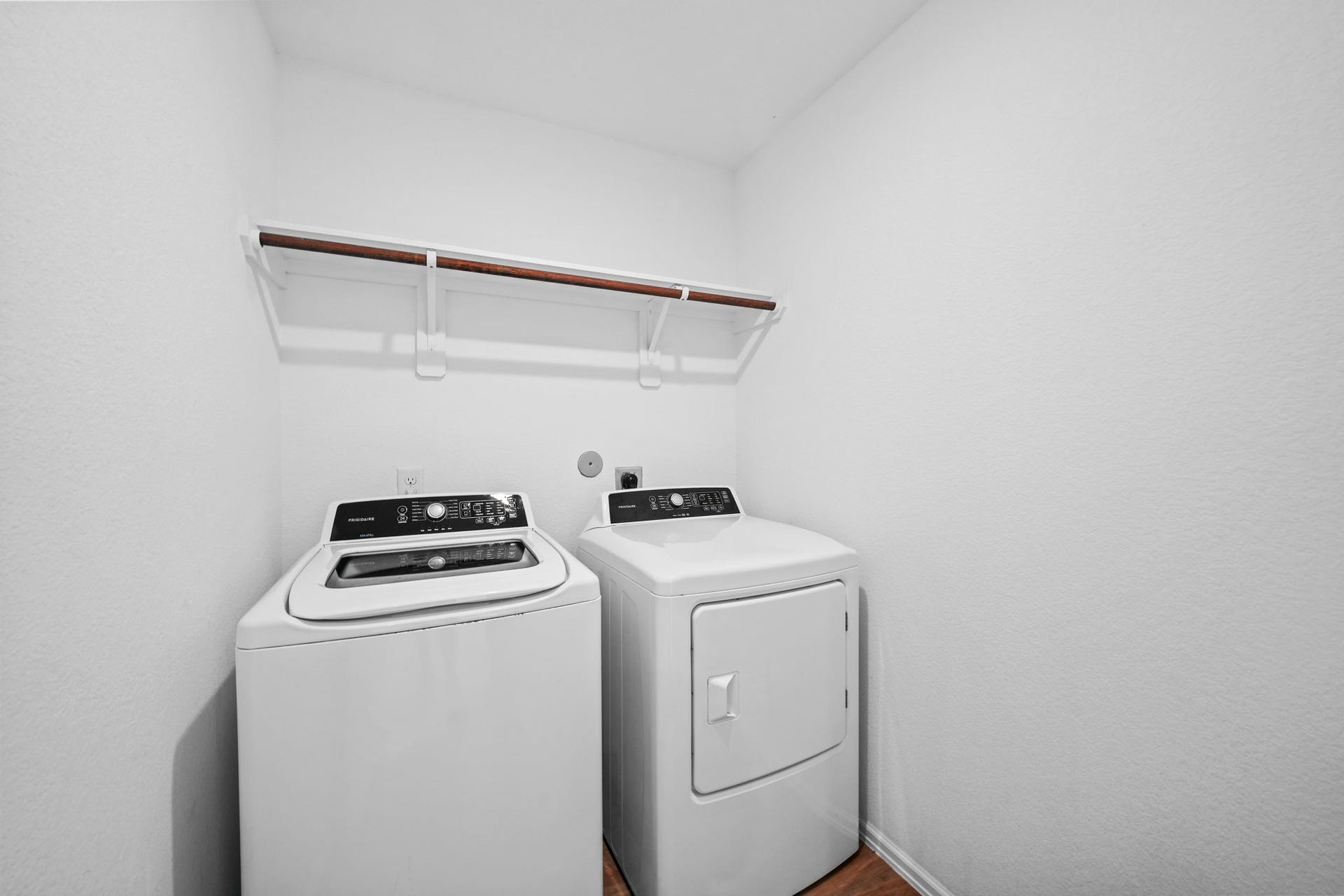 7418 Clover Chase Drive, Katy, TX 77493 Laundry room- Upstairs