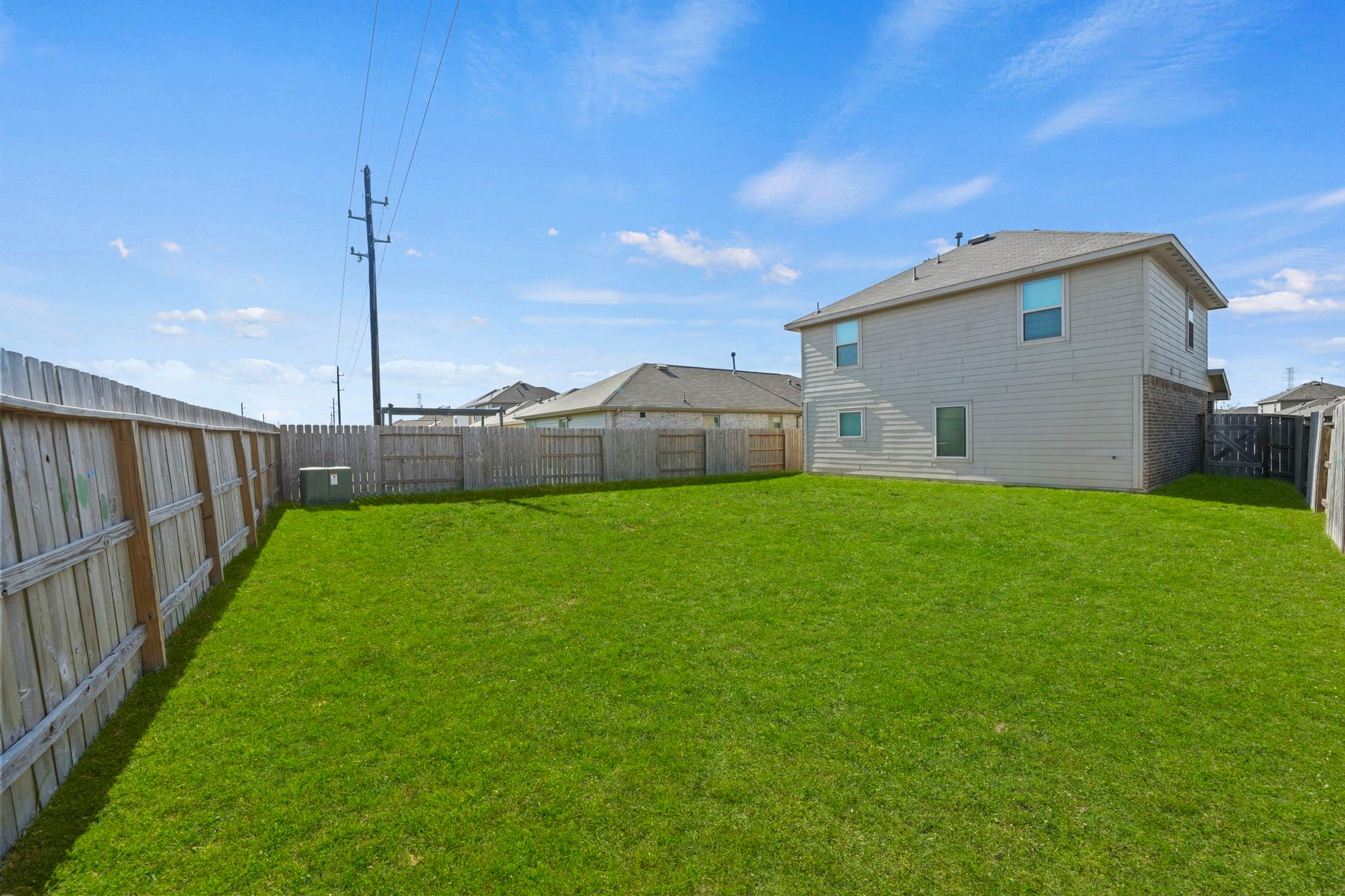 7418 Clover Chase Drive, Katy, TX 77493 Huge backyard space for hosting