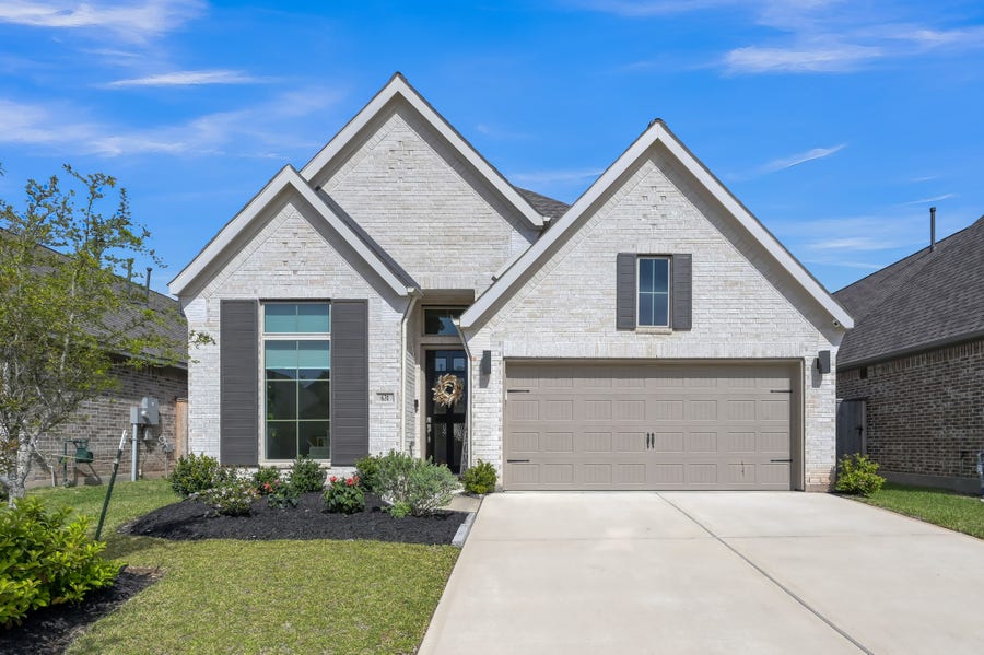 Property photo for 631 Sand Branch Drive, Conroe, TX