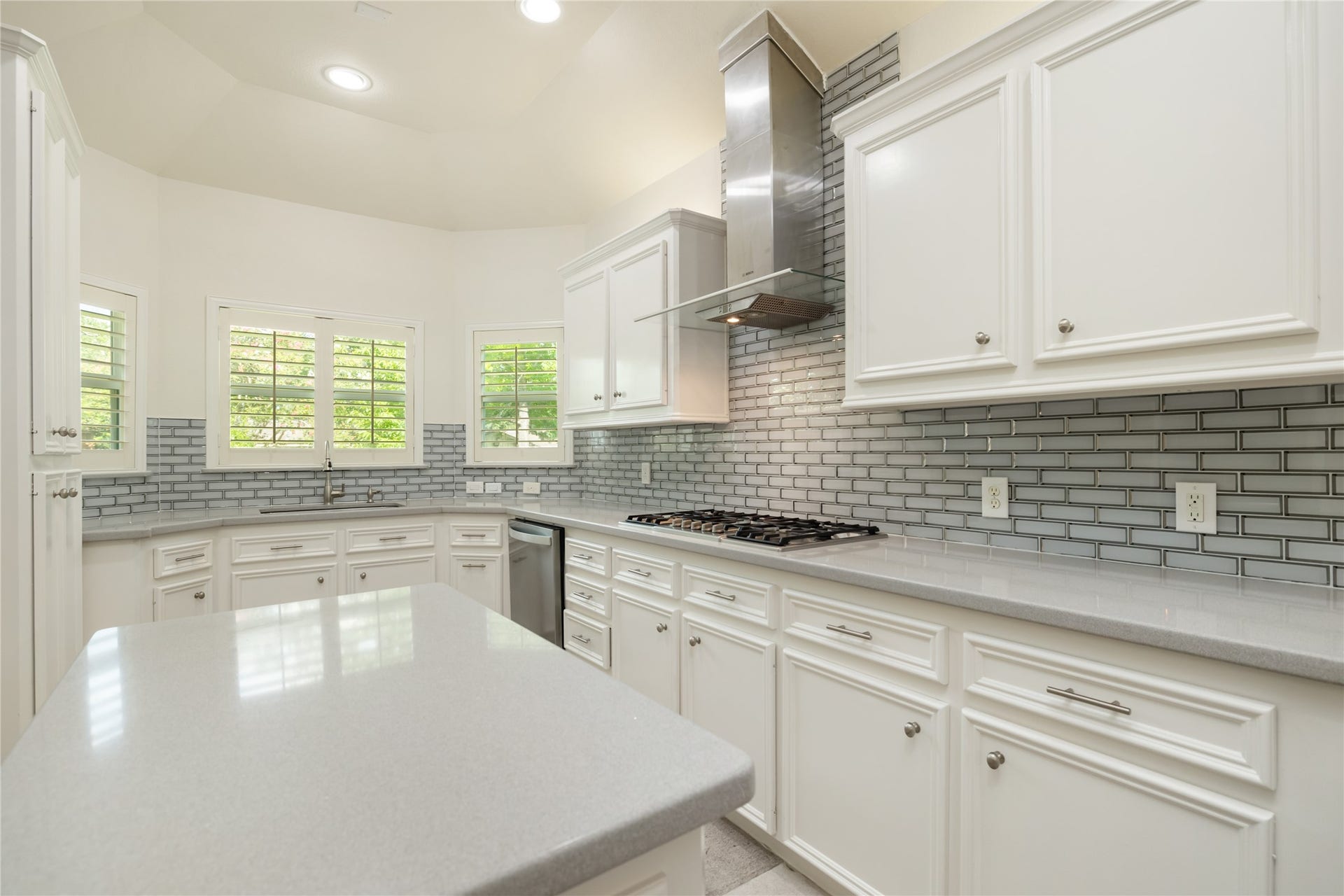 9406 Bevlyn Drive, Houston, TX 77025