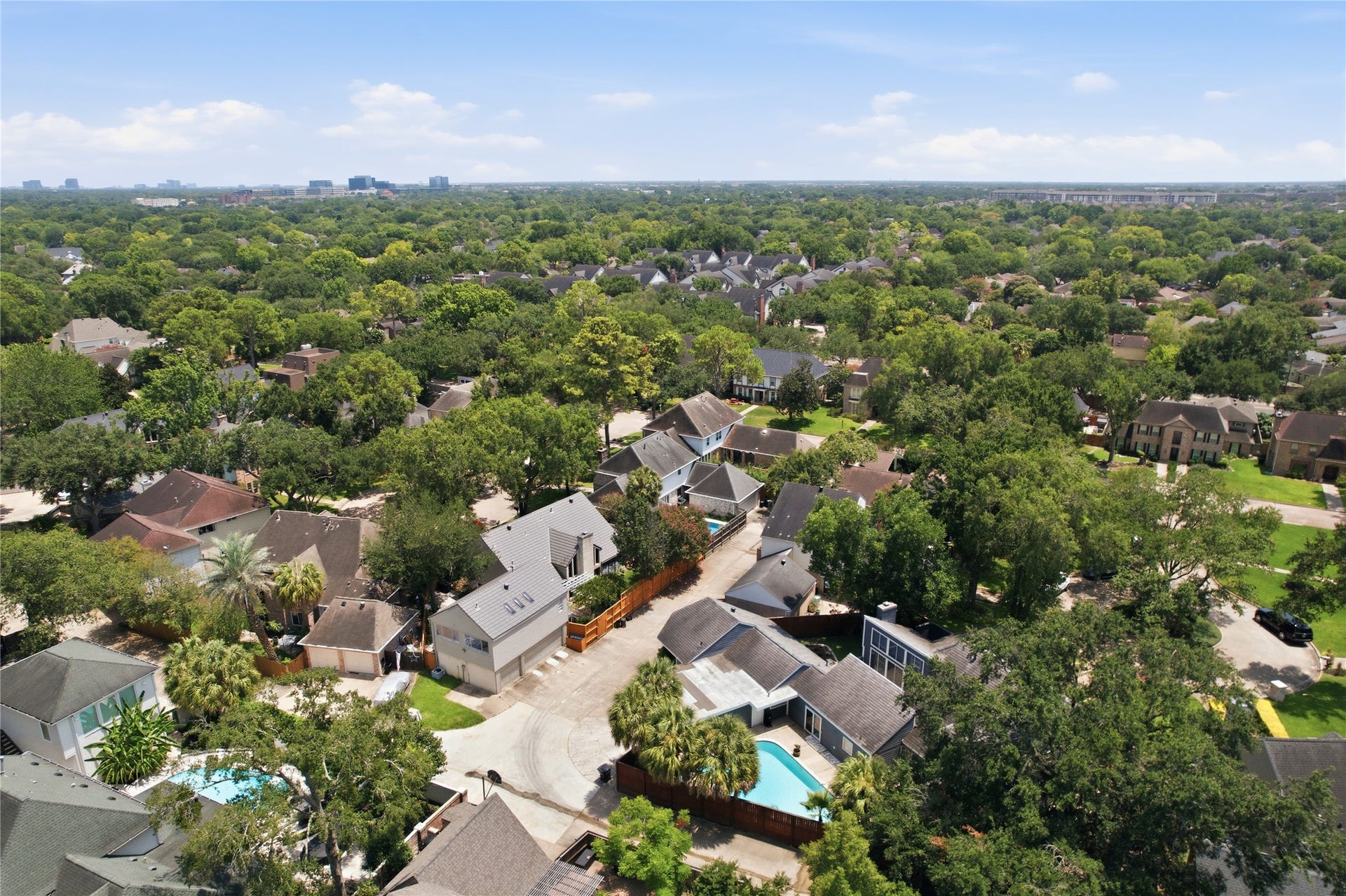 703 Queensmill Court, Houston, TX 77079 Highlighting the prime location within the Fleetwood neighborhood.