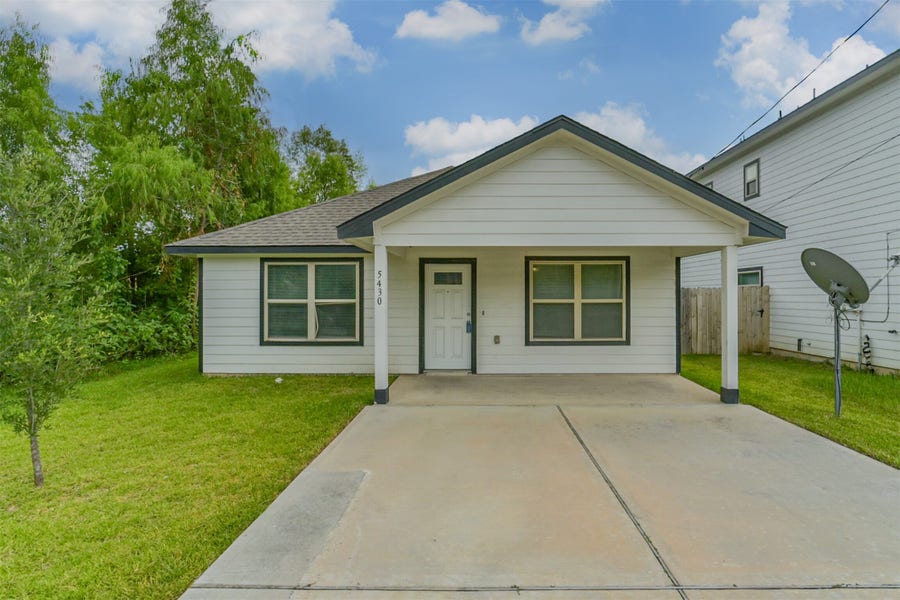 Property photo for 5430 E Houston Road, Houston, TX