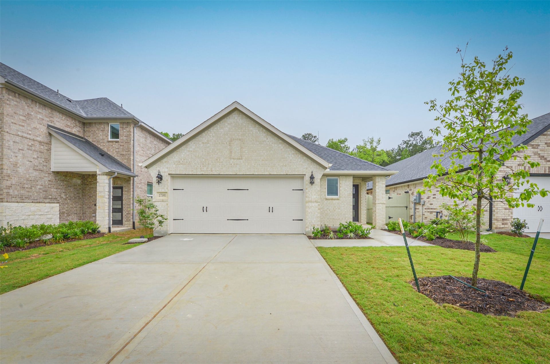 17590 Rosette Grass Drive, Conroe, TX 77385 17590 Rosette Grass Drive, Conroe, TX 77385