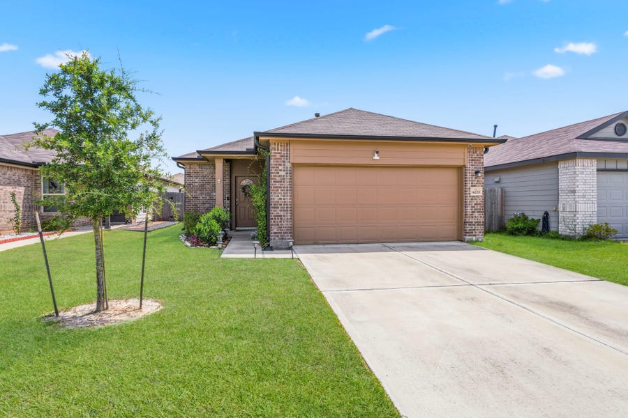 Property photo for 14228 Sedona Ridge Drive, Conroe, TX