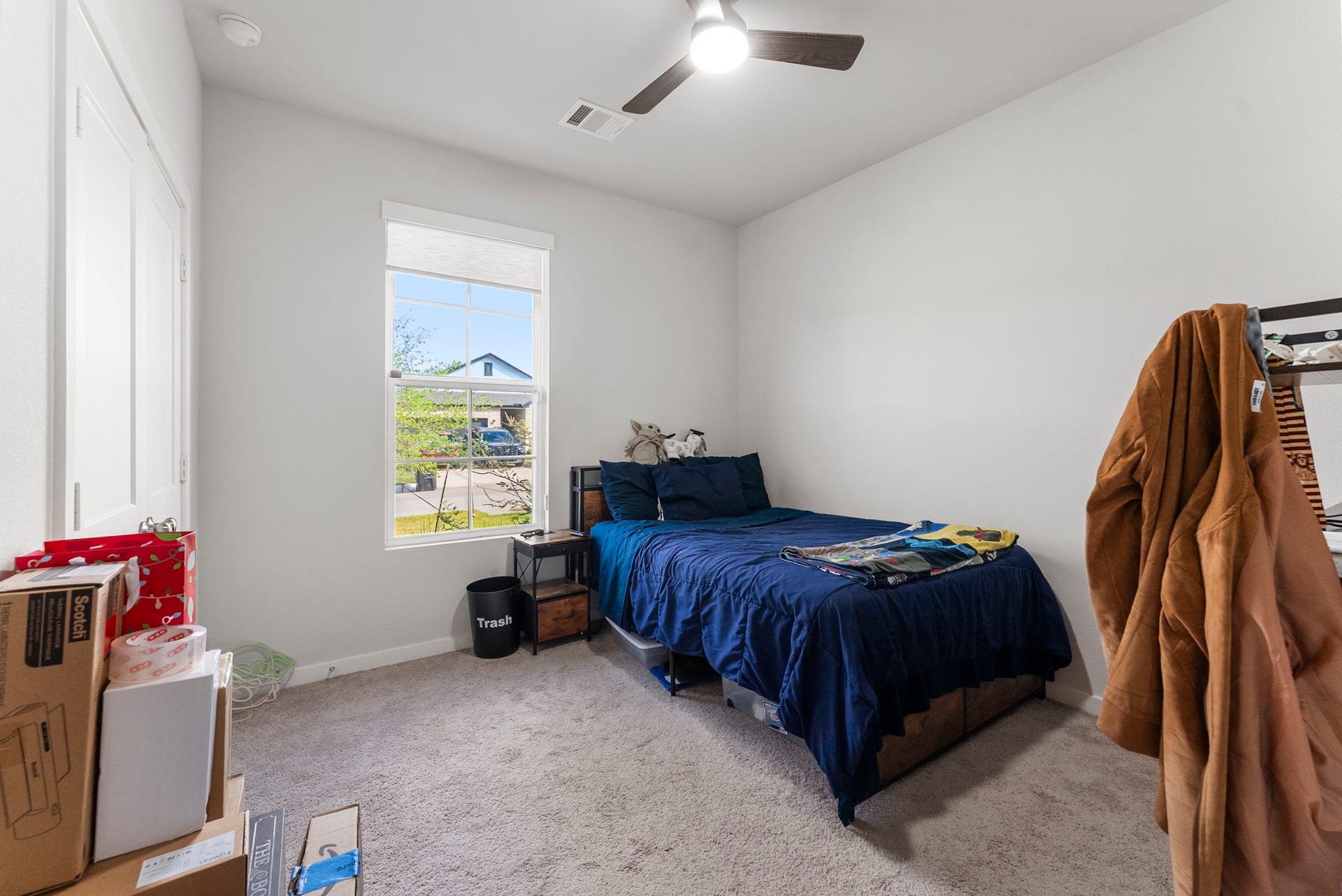 16998 Hazelnut Drive, Conroe, TX 77302 Bedroom 1.