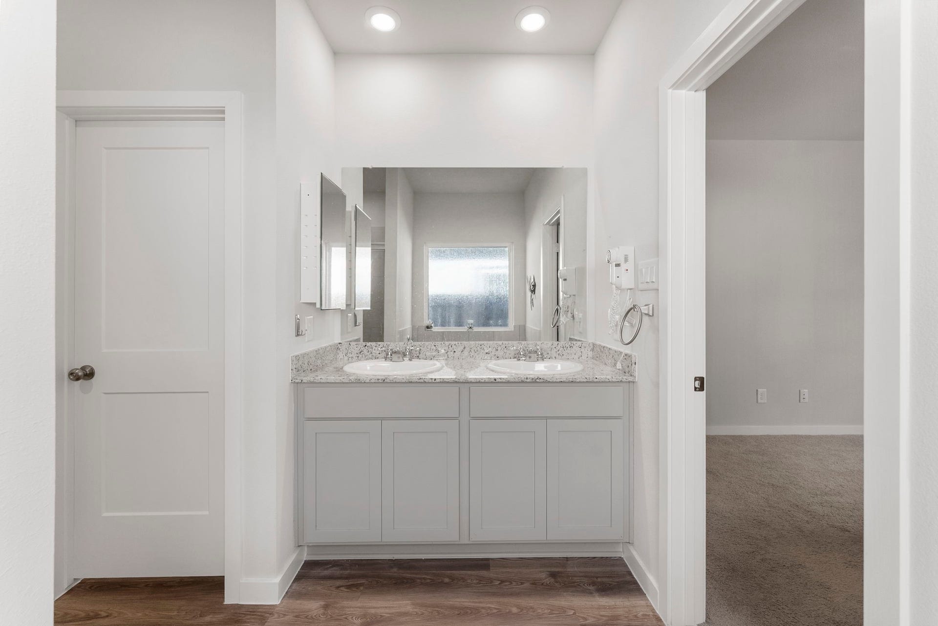 16998 Hazelnut Drive, Conroe, TX 77302 Double sinks in primary bath.