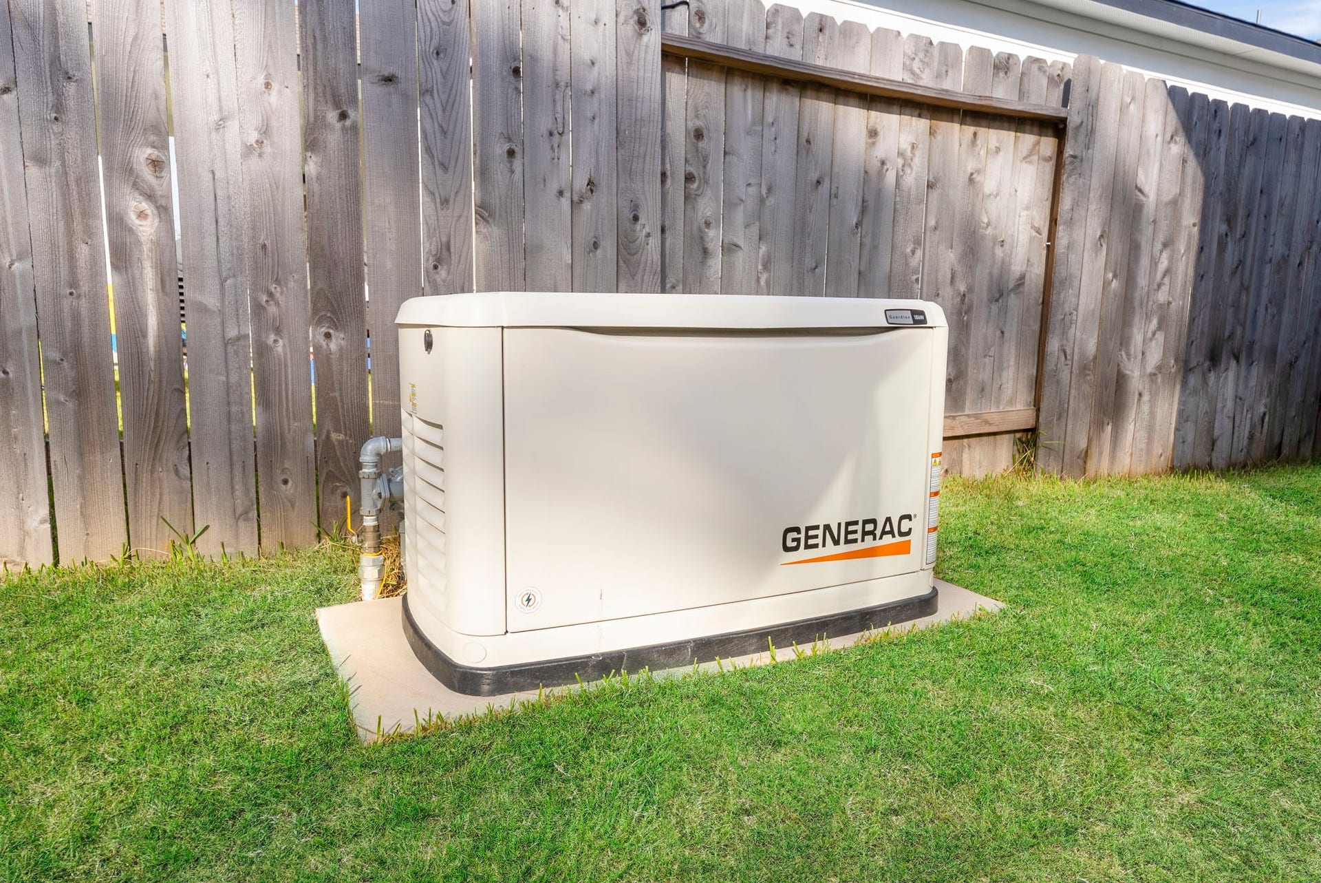 16998 Hazelnut Drive, Conroe, TX 77302 Whole-home generator.