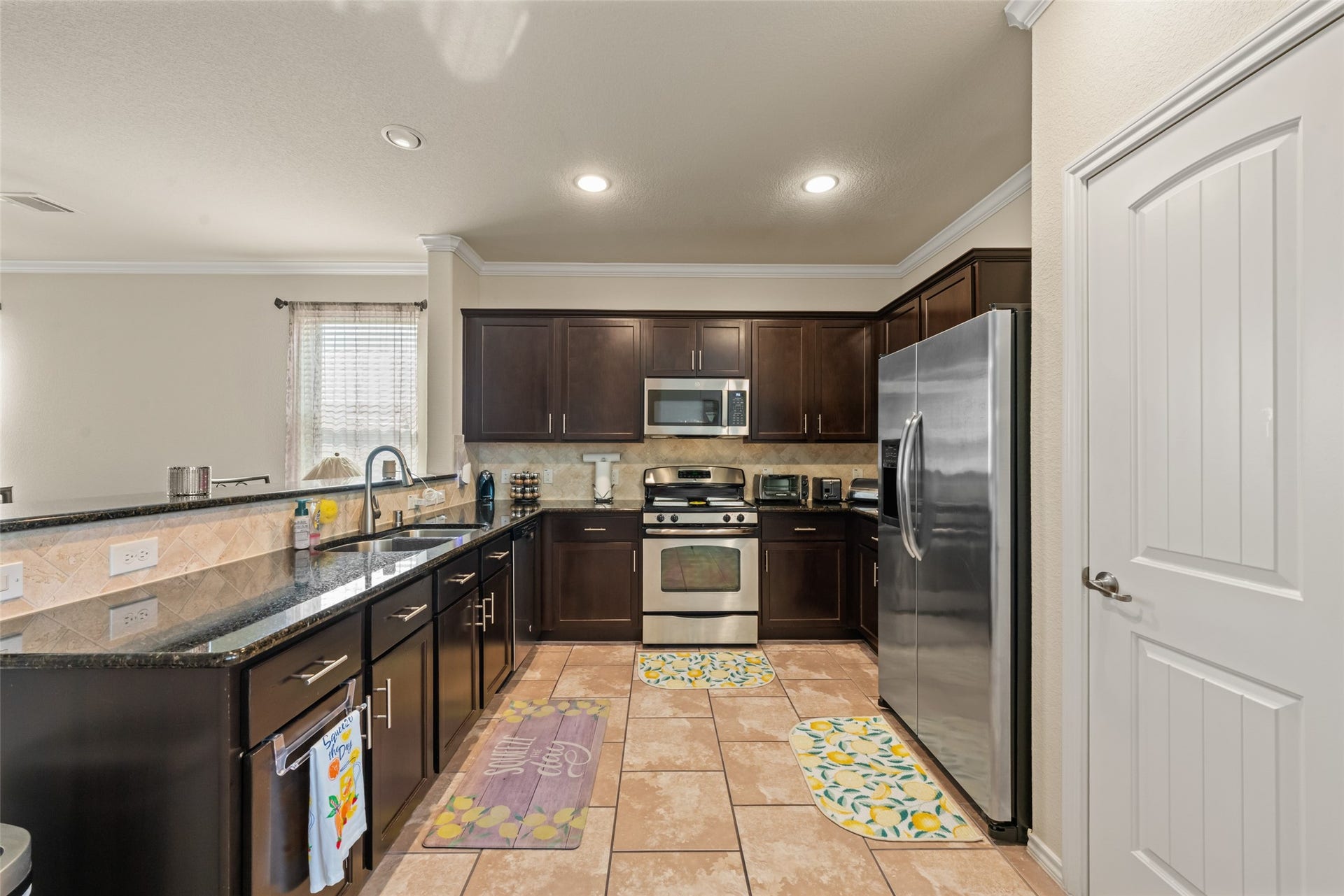 8903 River Dale Canyon Lane, Humble, TX 77338 8903 River Dale Canyon Lane, Humble, TX 77338