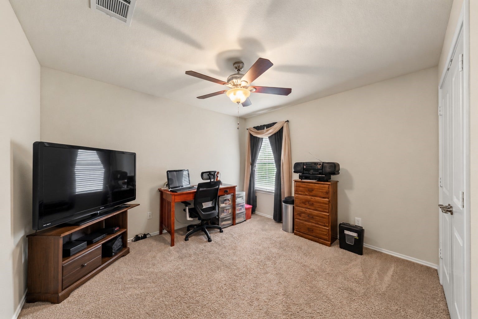 8903 River Dale Canyon Lane, Humble, TX 77338 8903 River Dale Canyon Lane, Humble, TX 77338