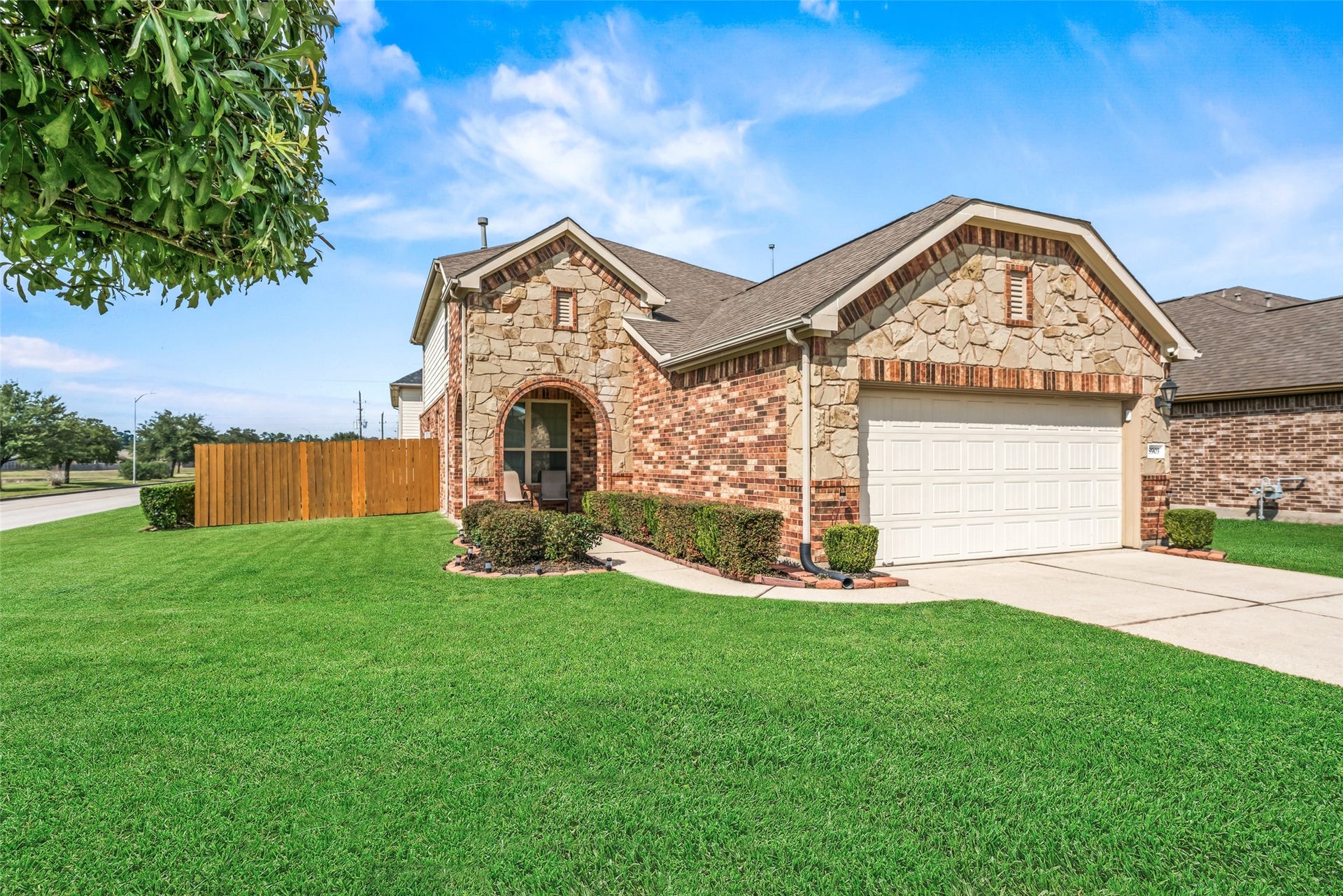 8903 River Dale Canyon Lane, Humble, TX 77338 8903 River Dale Canyon Lane, Humble, TX 77338