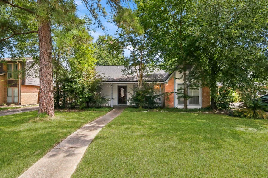 Property photo for 22630 River Birch Drive, Tomball, TX