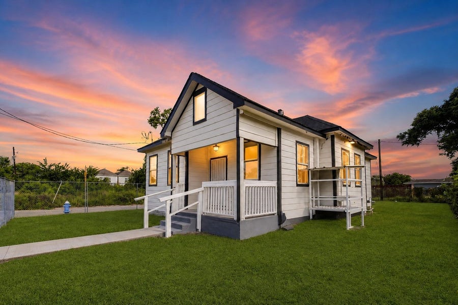 Property photo for 4003 New Orleans Street, Houston, TX