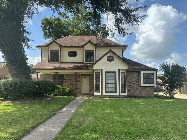 Property photo for 54 Daffodil Court, Lake Jackson, TX