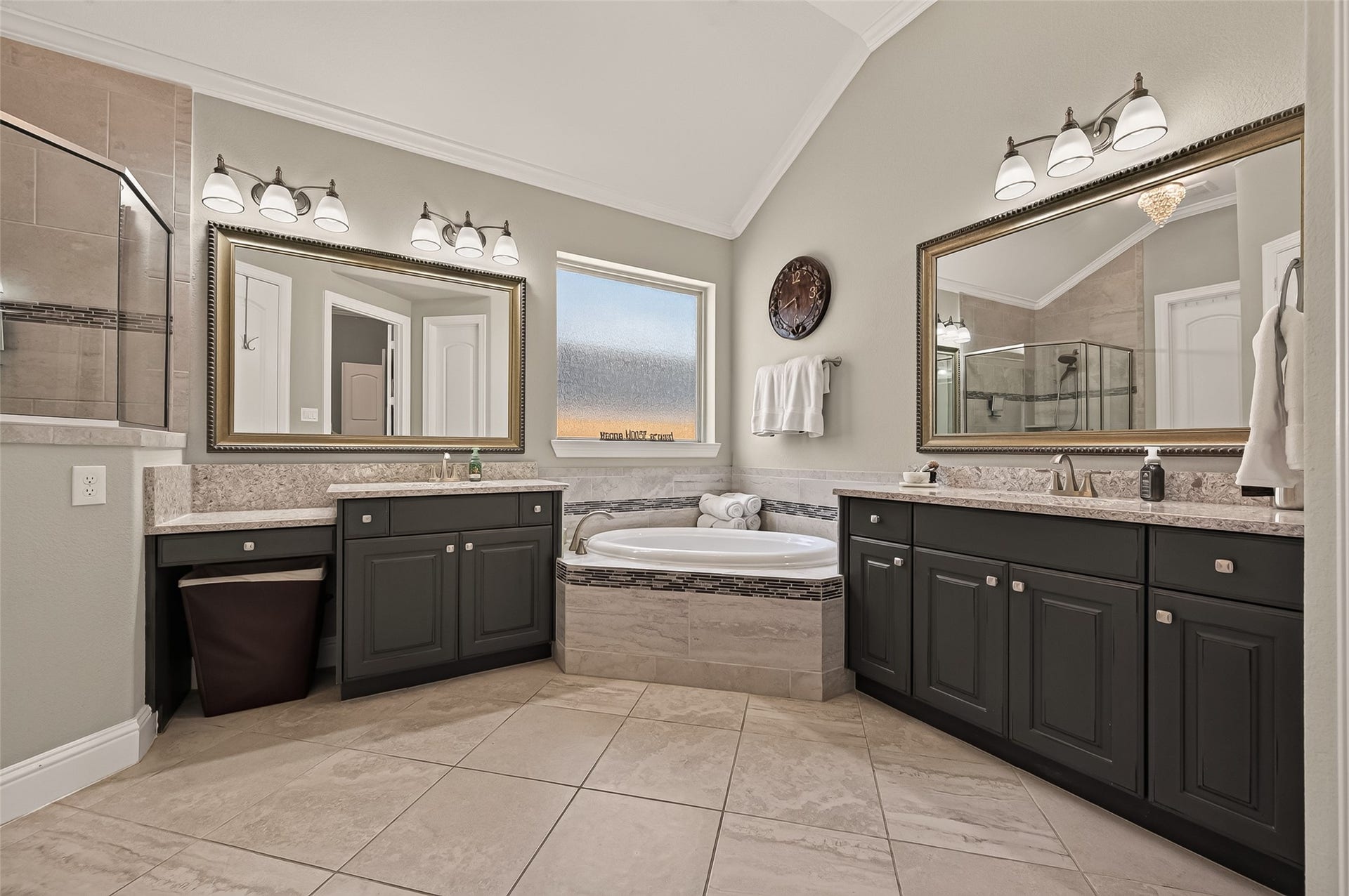 3728 Forest Brook Lane, Spring, TX 77386 Primary Bedroom Ensuite Bath