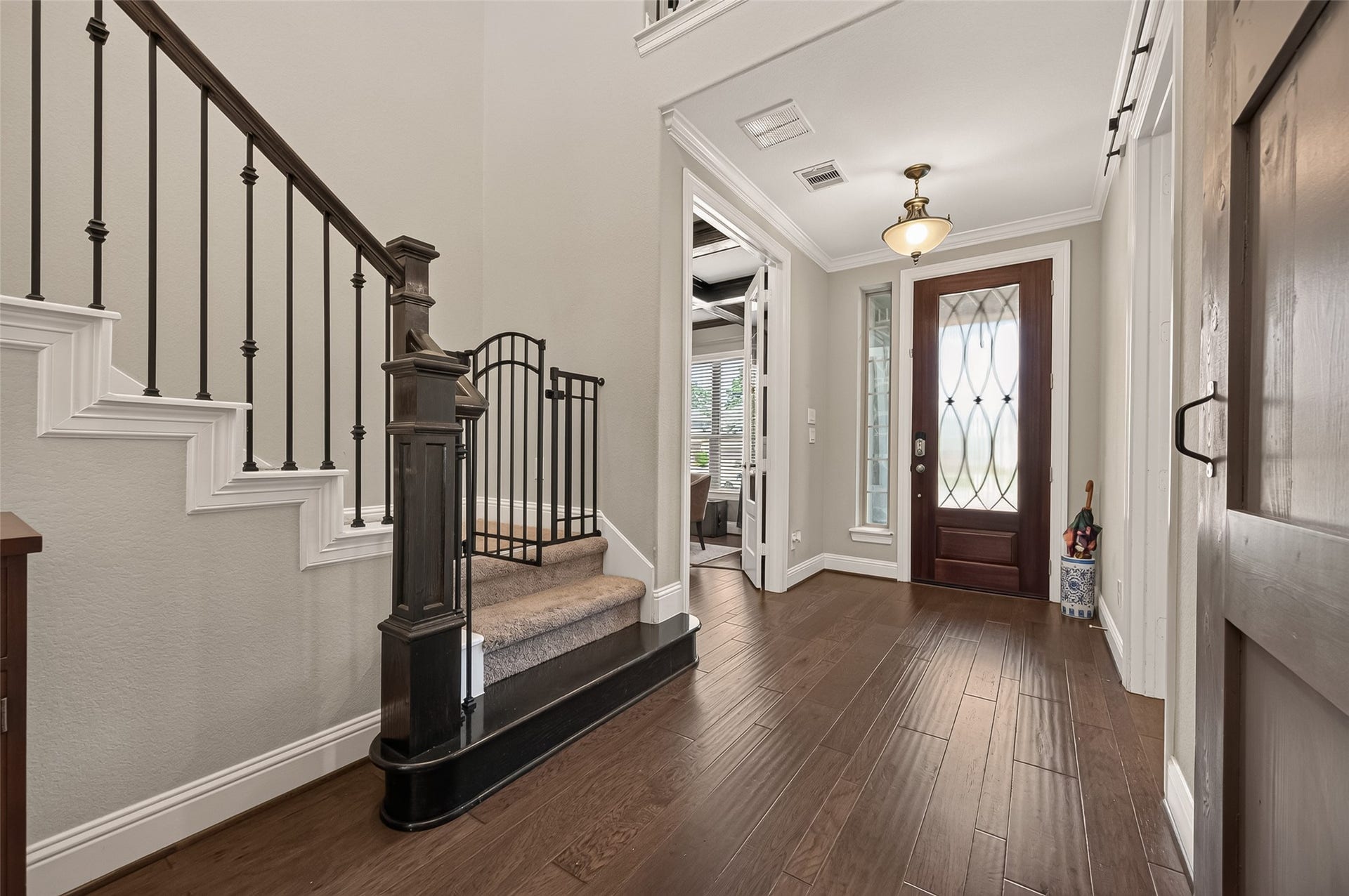 3728 Forest Brook Lane, Spring, TX 77386 Entry looking to front door
