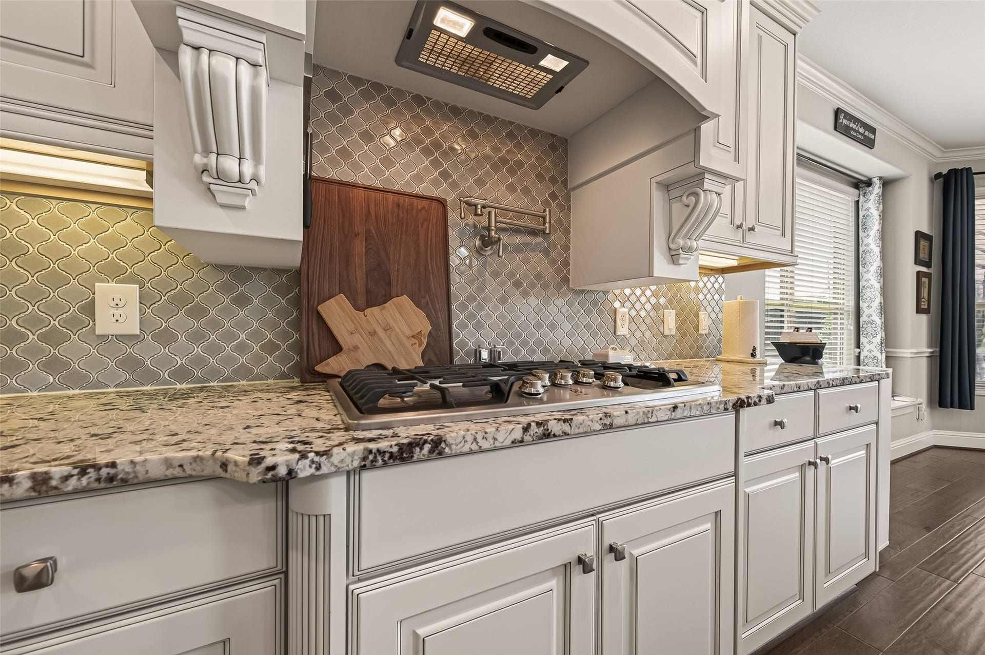3728 Forest Brook Lane, Spring, TX 77386 Kitchen
