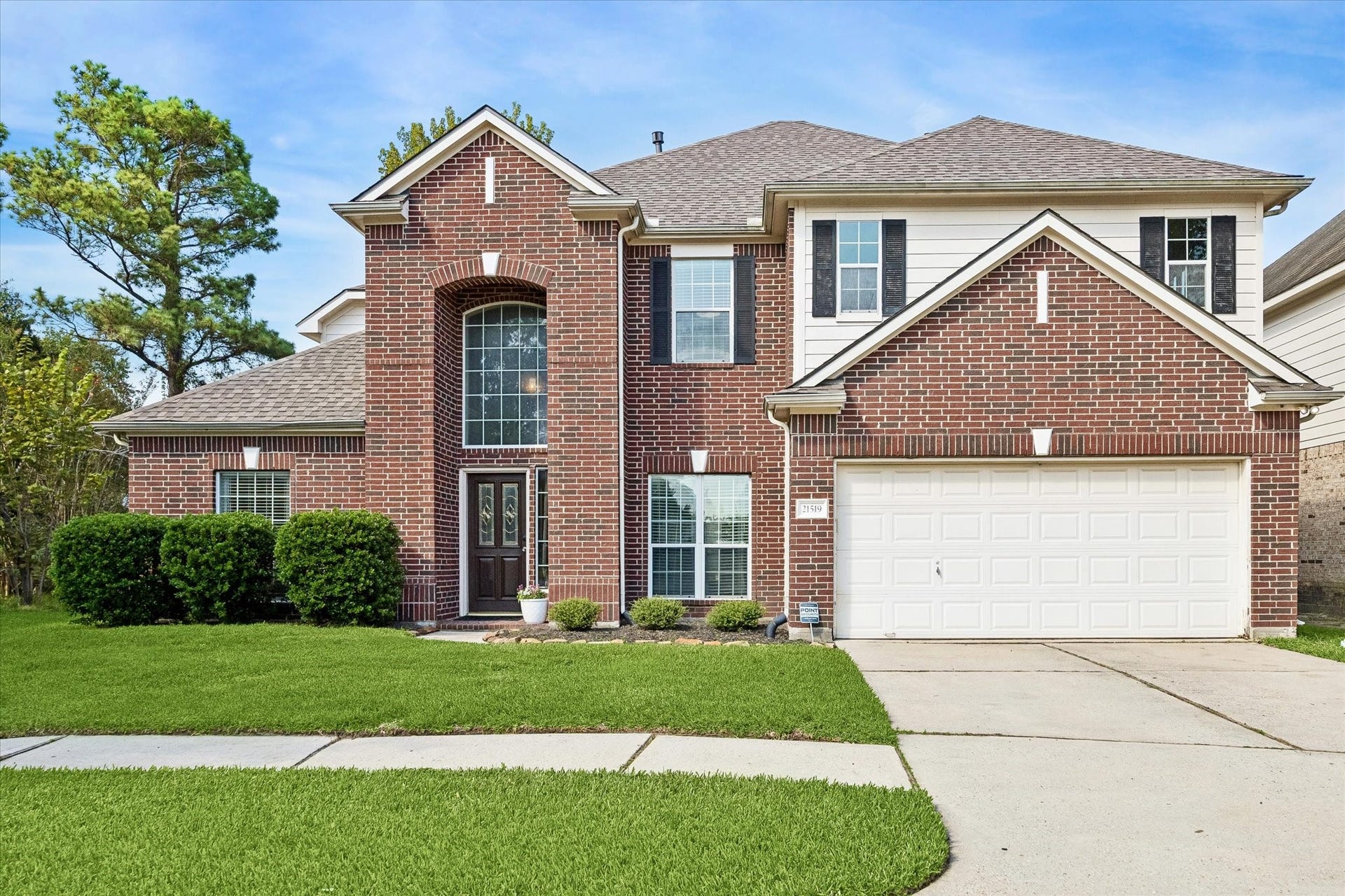21519 Black Opal Lane, Kingwood, TX 77339 Welcome to 21519 Black Opal Ln-a stunning home in Kings Mill, Kingwood! MORE PHOTOS COMING SOON!