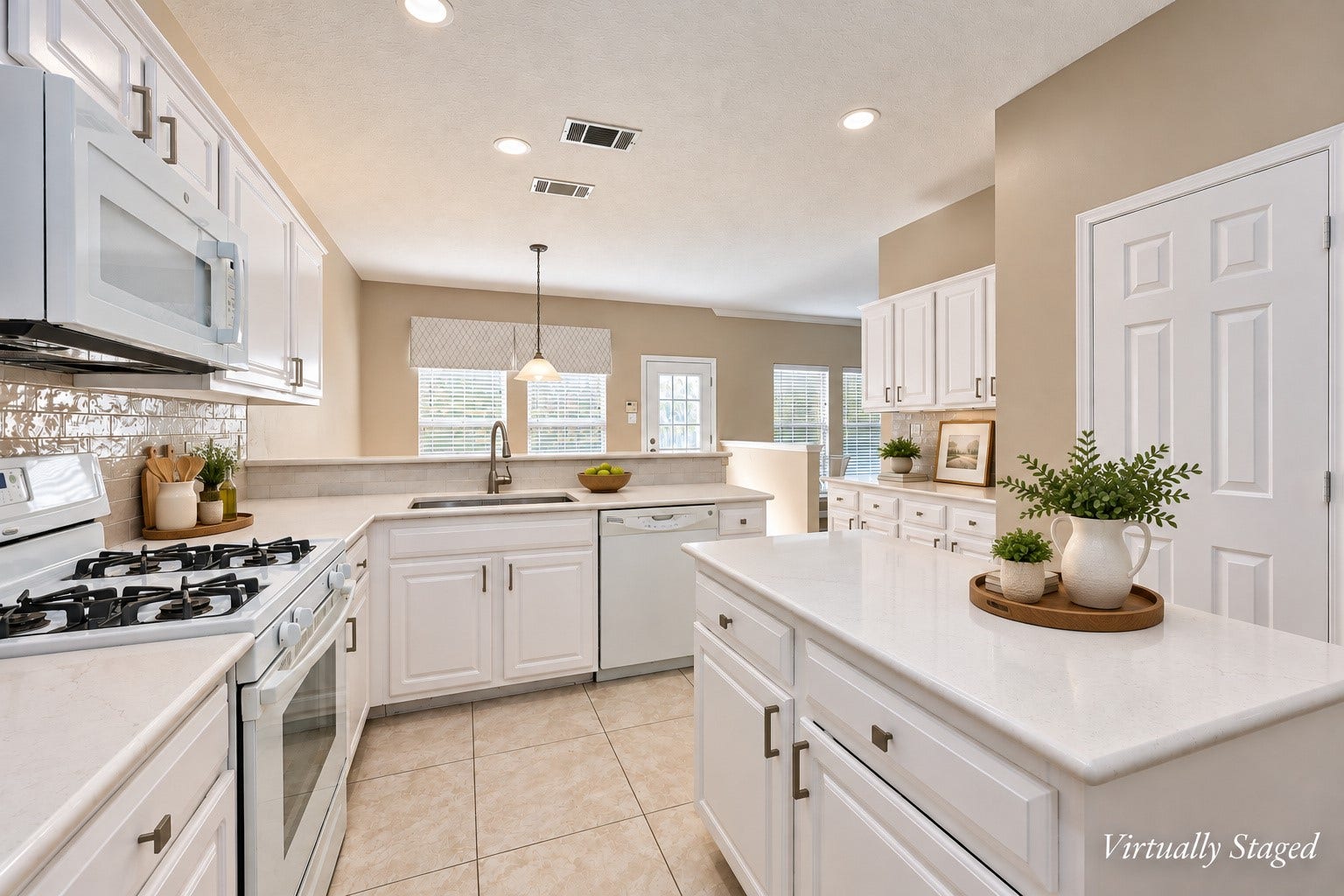 1385 El Camino Village Drive, Webster, TX 77058 1385 El Camino Village Drive, Webster, TX 77058