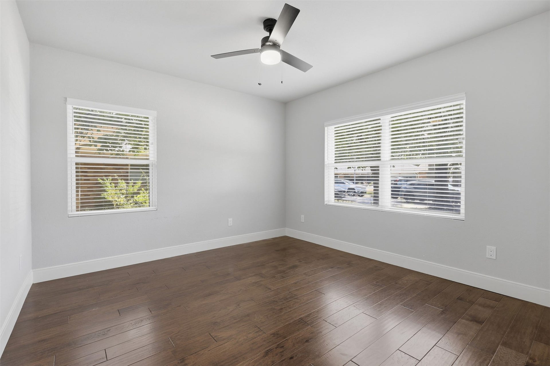 6422 Woodbrook Lane, Houston, TX 77008 Bedroom 2