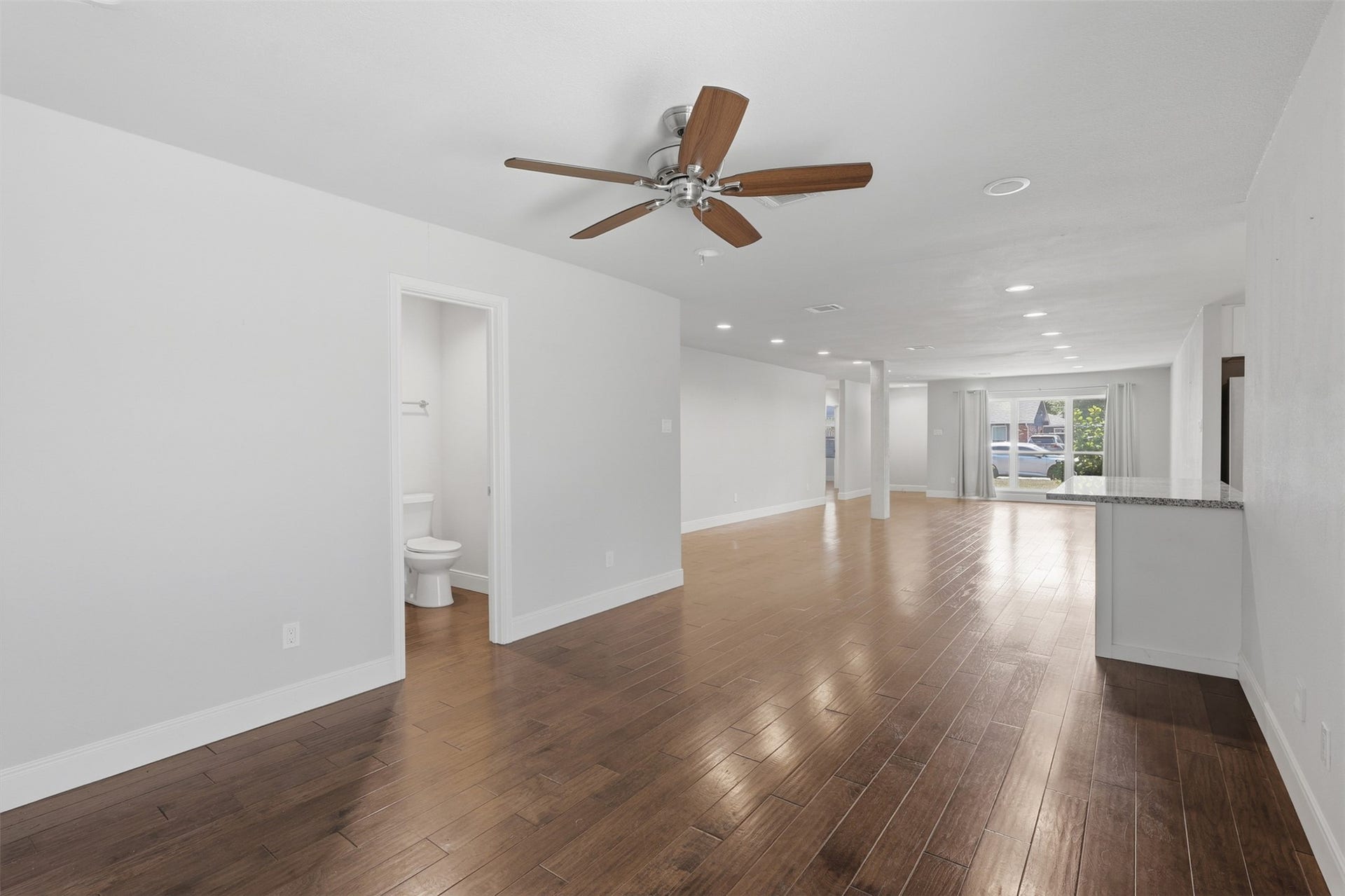 6422 Woodbrook Lane, Houston, TX 77008 Living Area with Half Bath