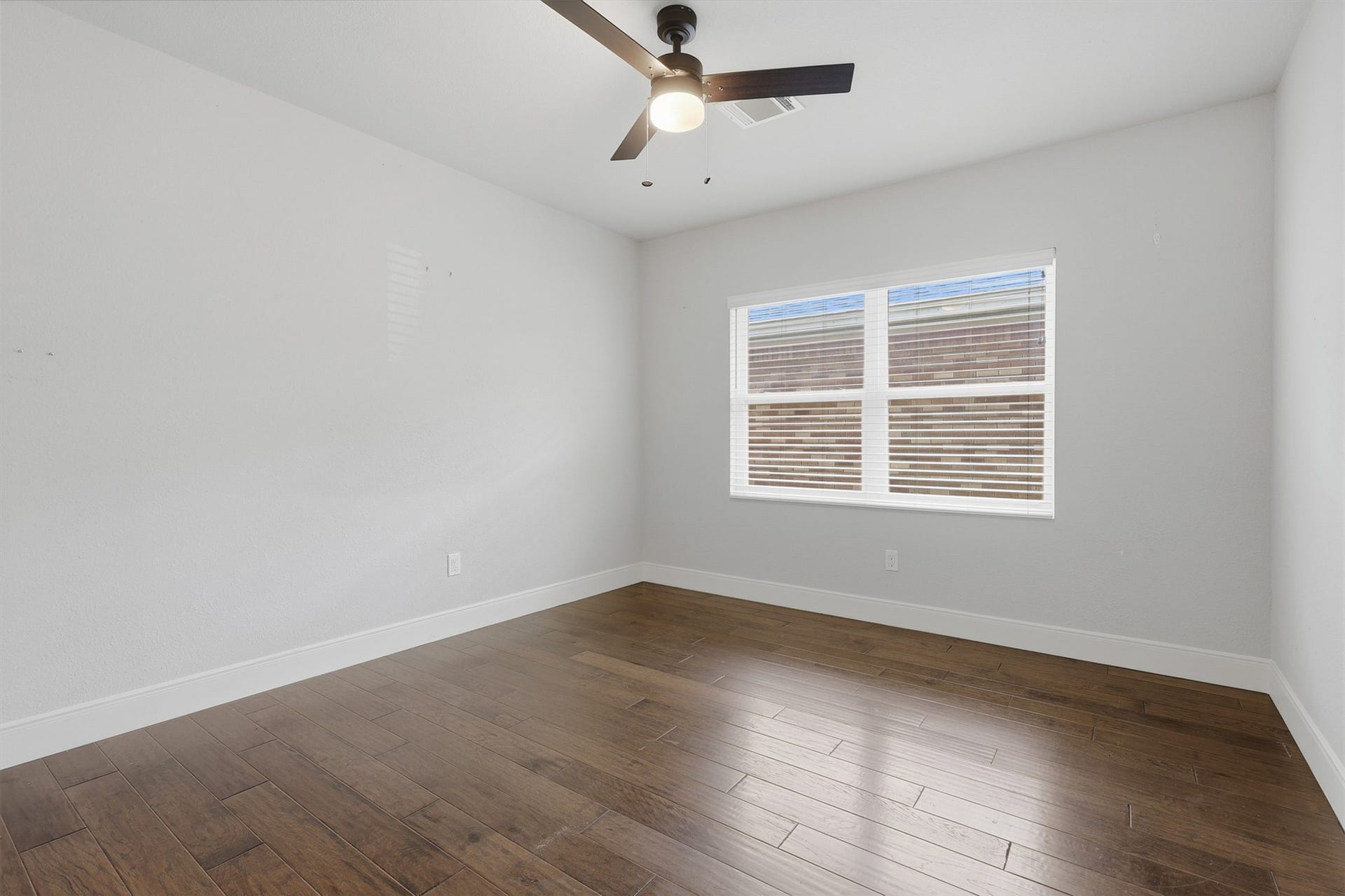 6422 Woodbrook Lane, Houston, TX 77008 Bedroom 3