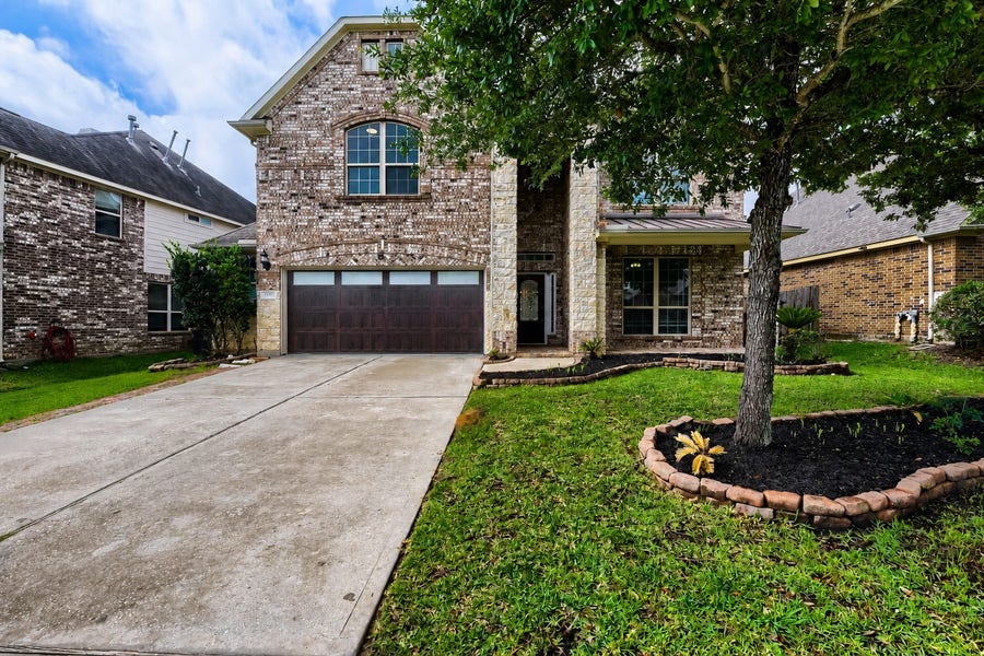 Property photo for 8410 Misty Mountain Trail Lane, Spring, TX