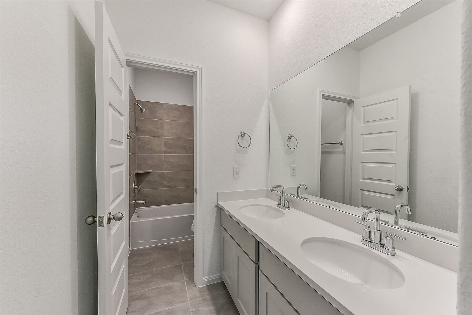 3506 Mount Scenery Lane, Dayton, TX 77535 3506 Mount Scenery Lane, Dayton, TX 77535