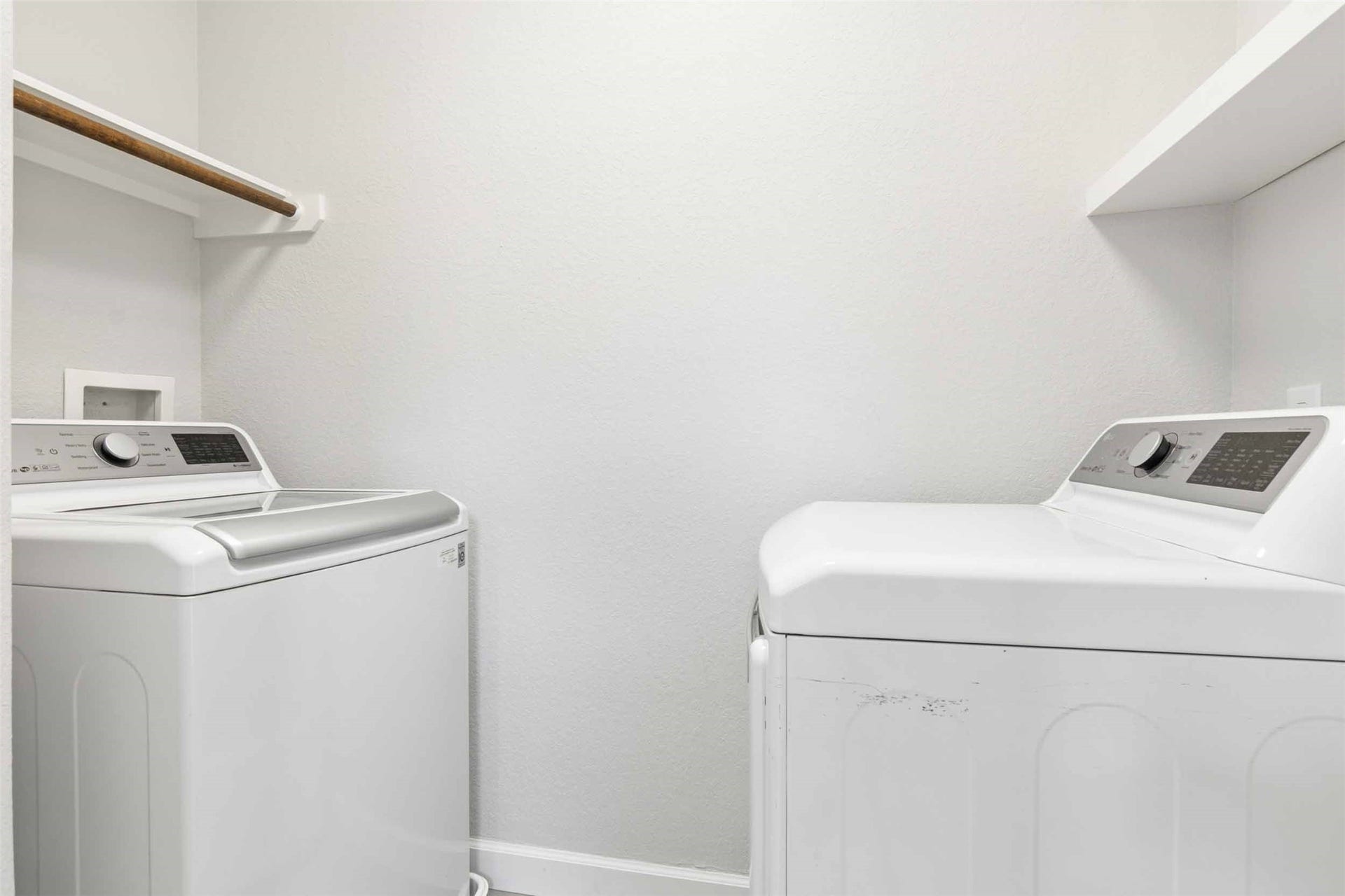 2811 Clay Street, Houston, TX 77003 Utility room with washer/dryer included on third floor.
