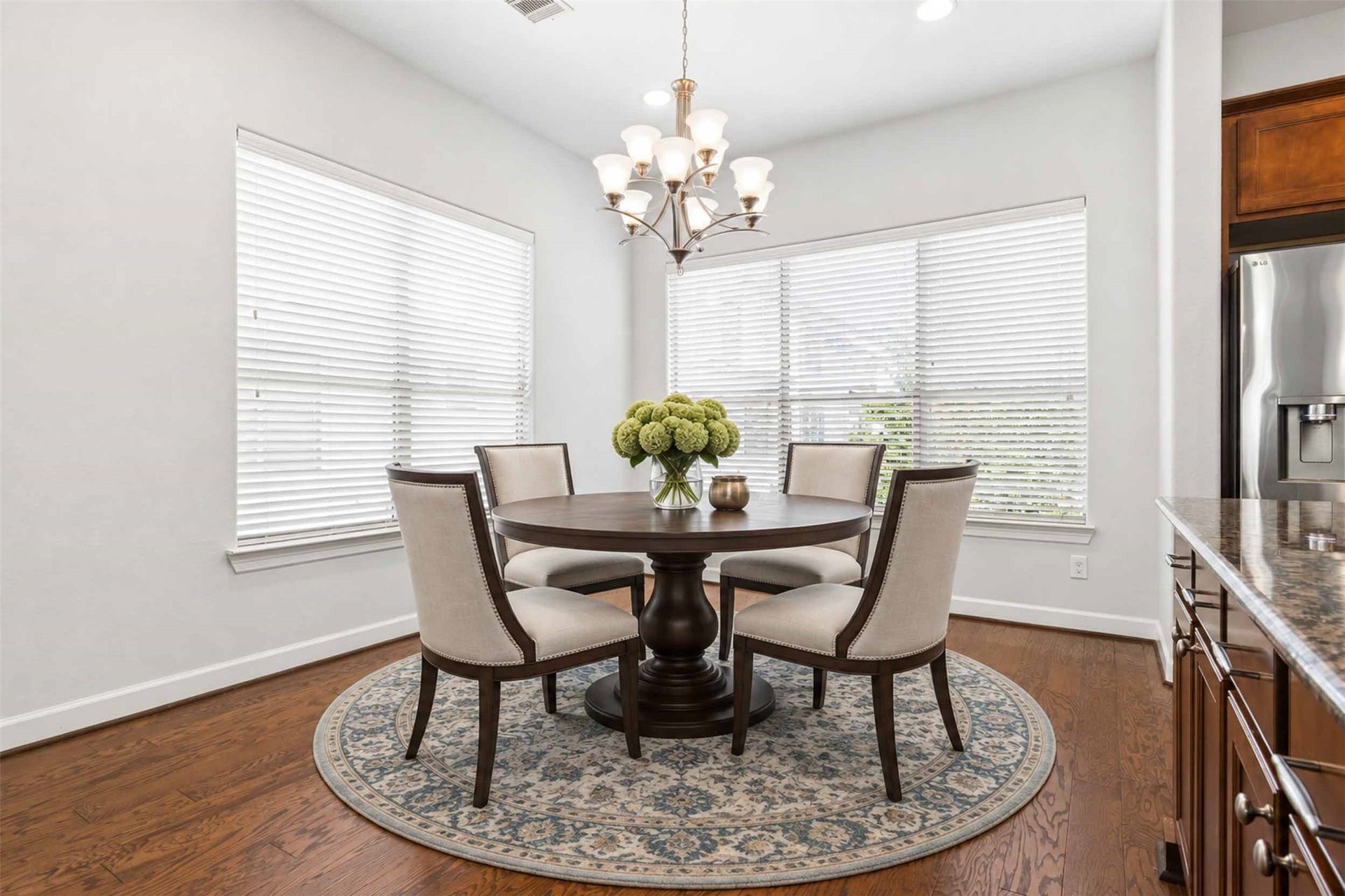 2811 Clay Street, Houston, TX 77003 Staged breakfast room.