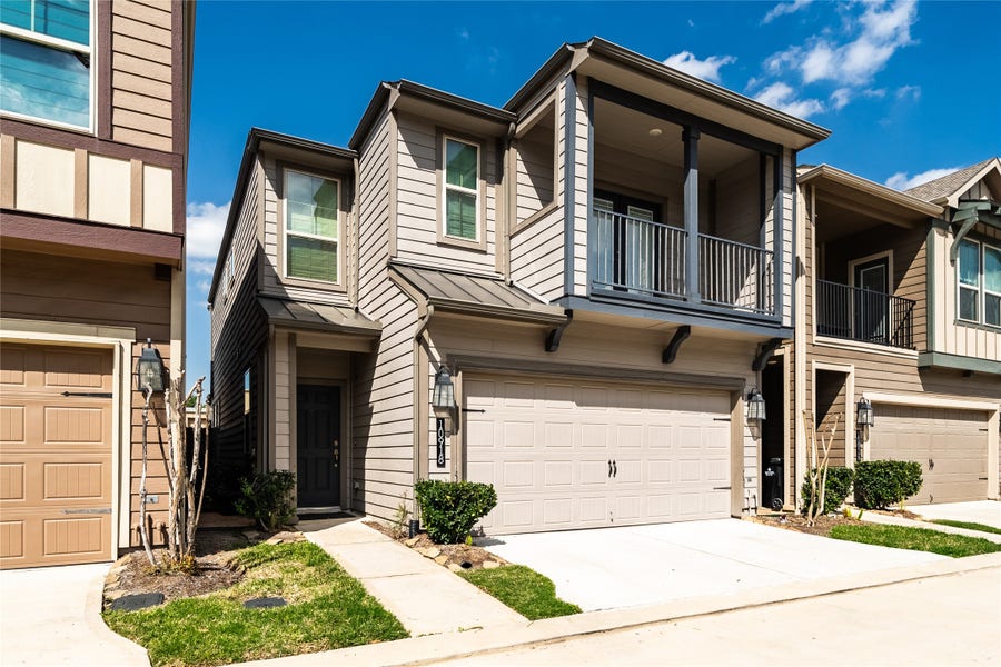 Property photo for 10918 Cannes Memorial Drive, Houston, TX
